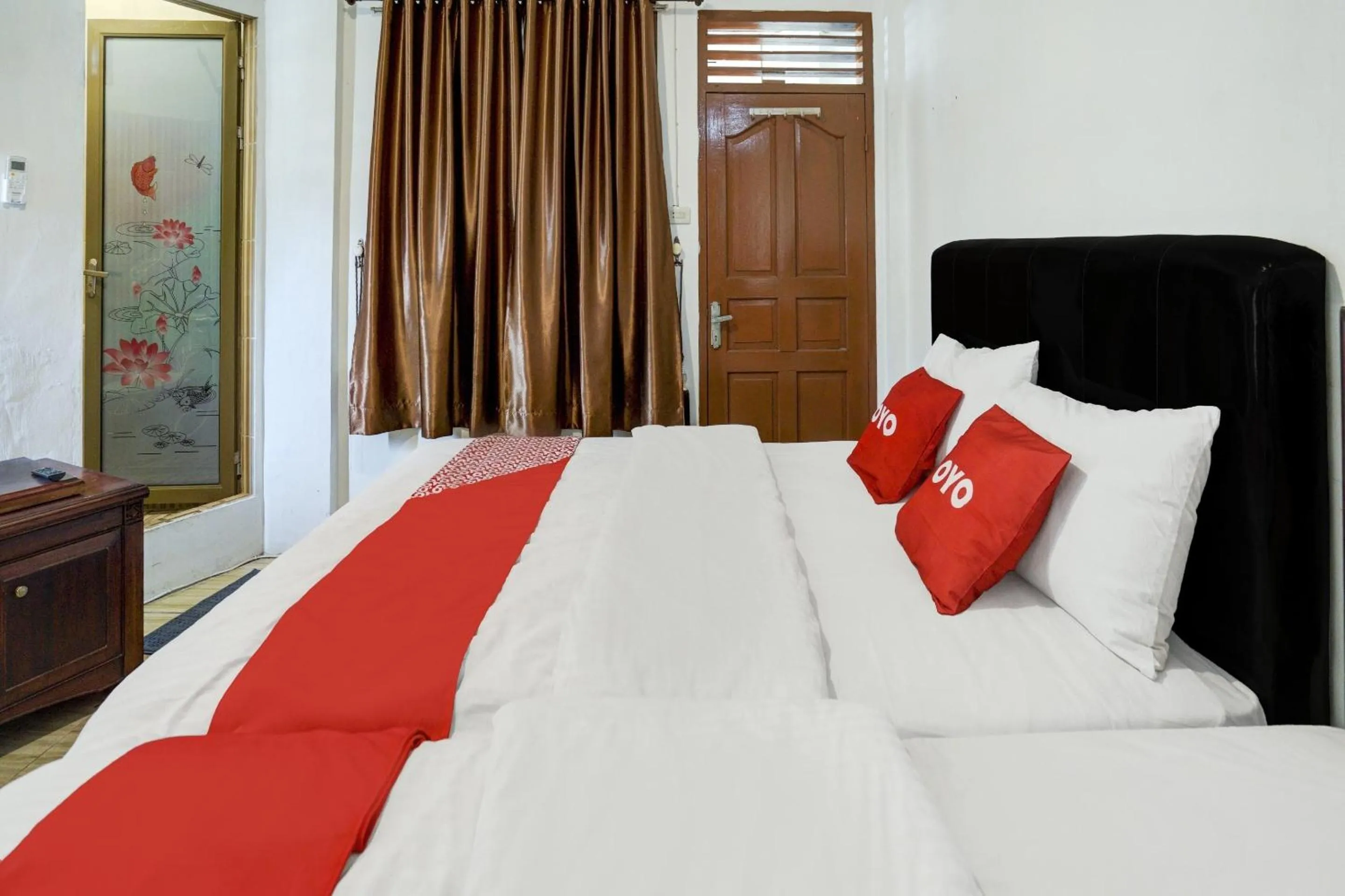 Bedroom, Bed in Hotel O Karisma Residence