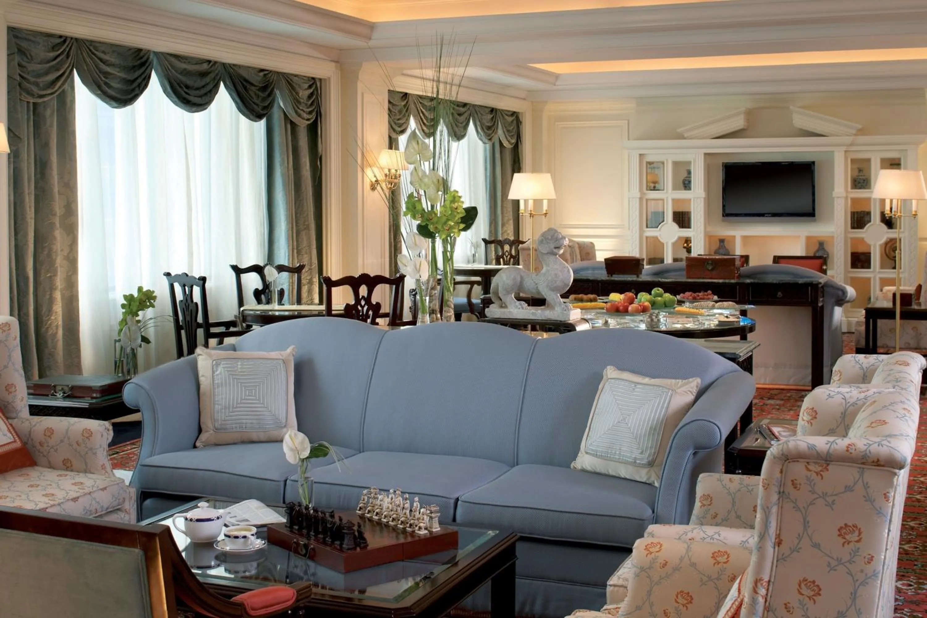 Living room in The Ritz-Carlton Beijing
