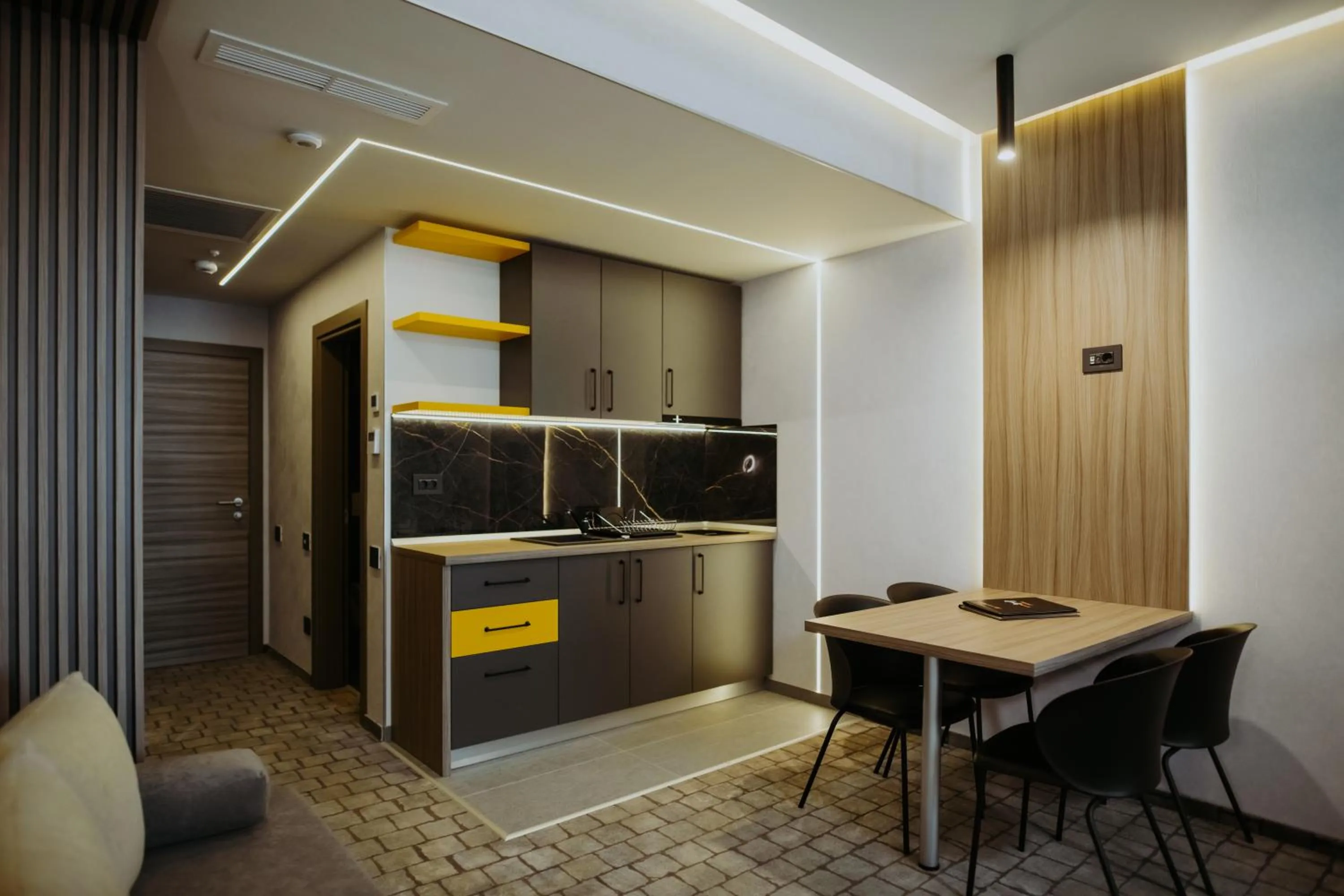 Kitchen or kitchenette in Hotel Epic Centrum