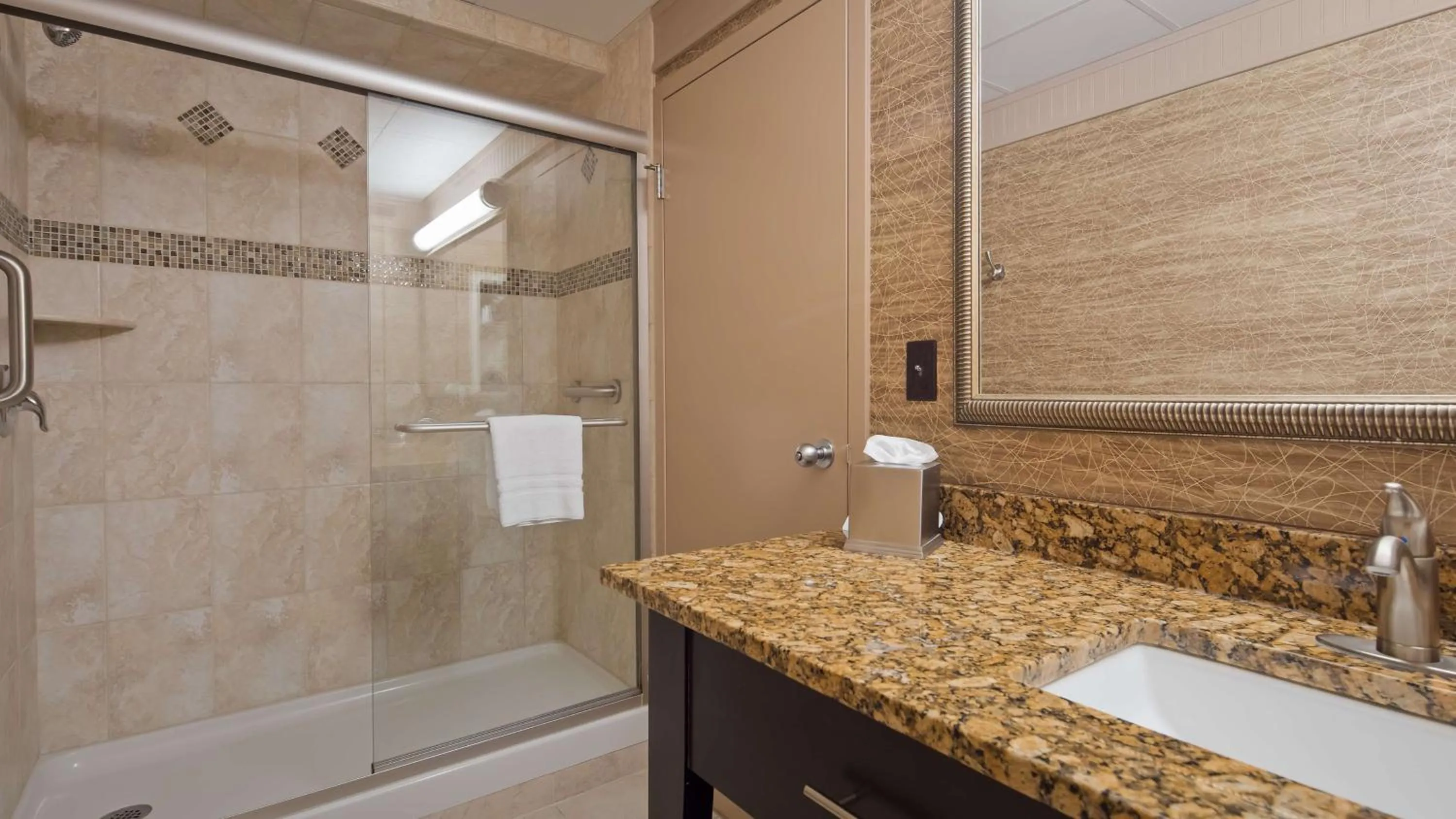 Bathroom in Best Western Plus Concordville Hotel