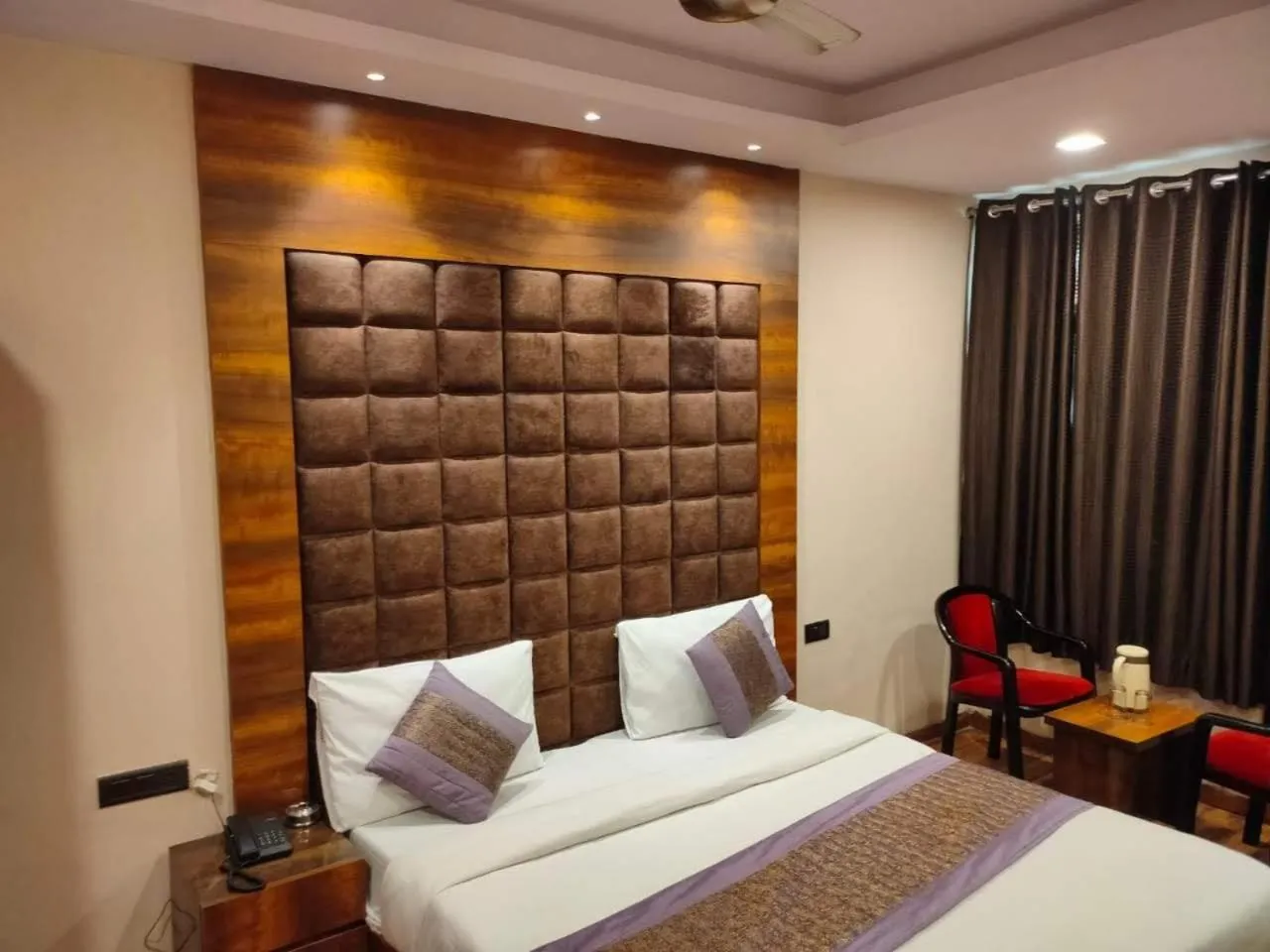 Bed in Hotel SHIMLA HERITAGE- Near B L K Hospital