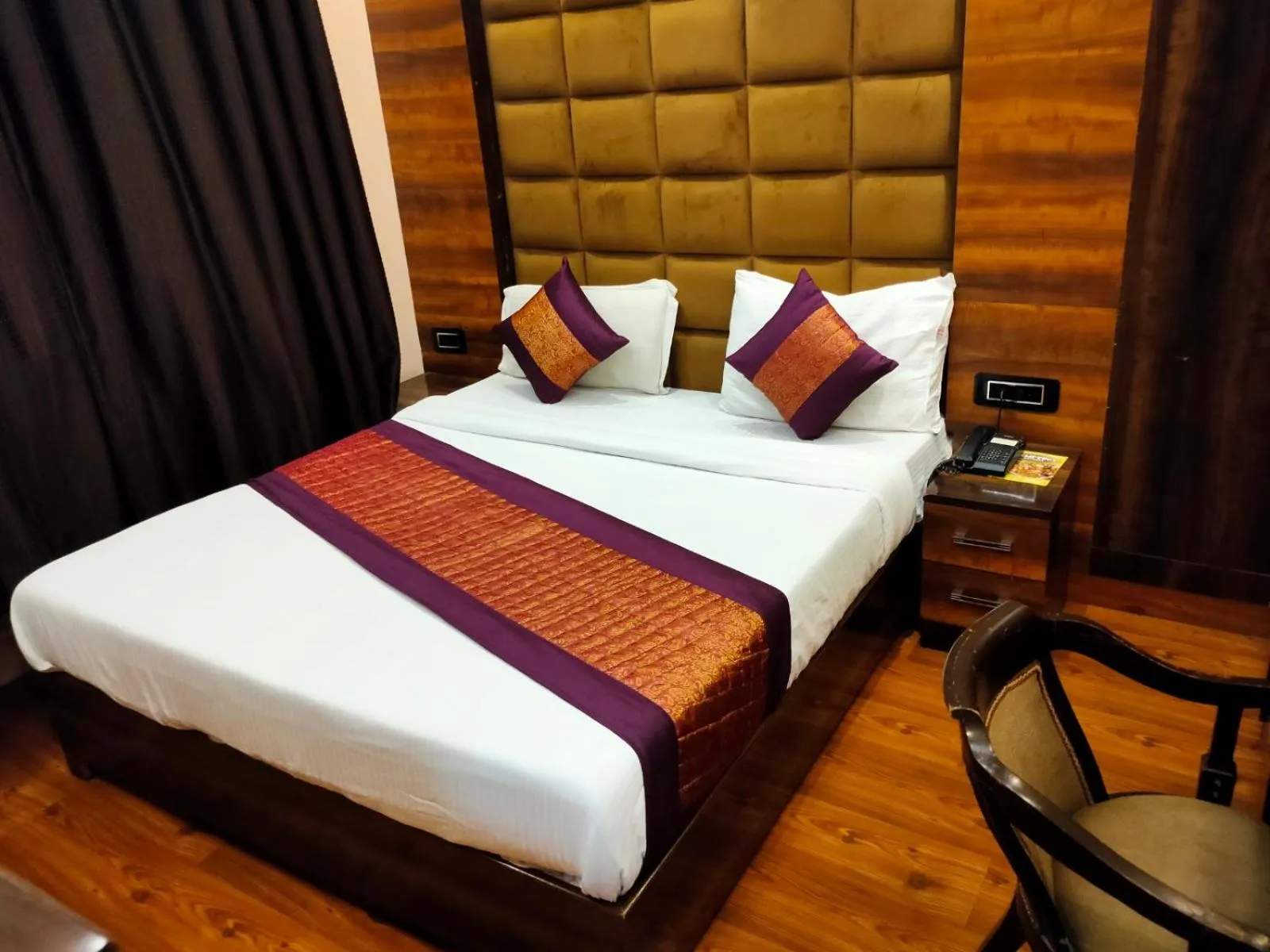 Bed in Hotel SHIMLA HERITAGE- Near B L K Hospital