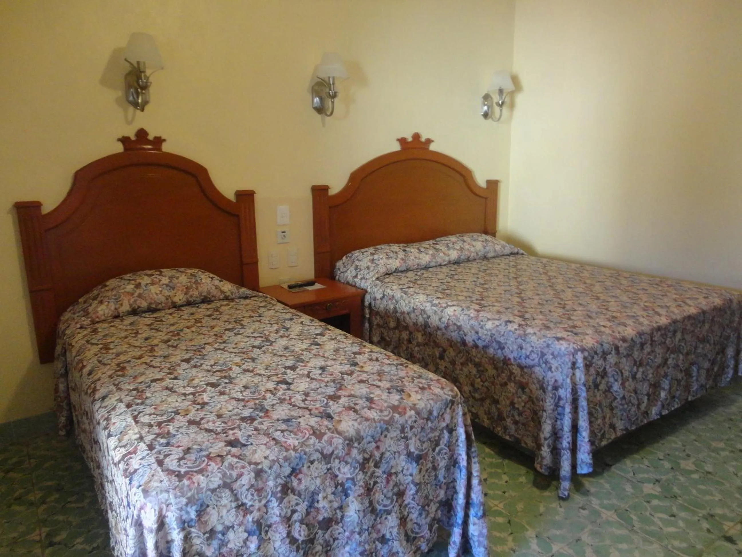 Bed in Hotel Posada del Rey
