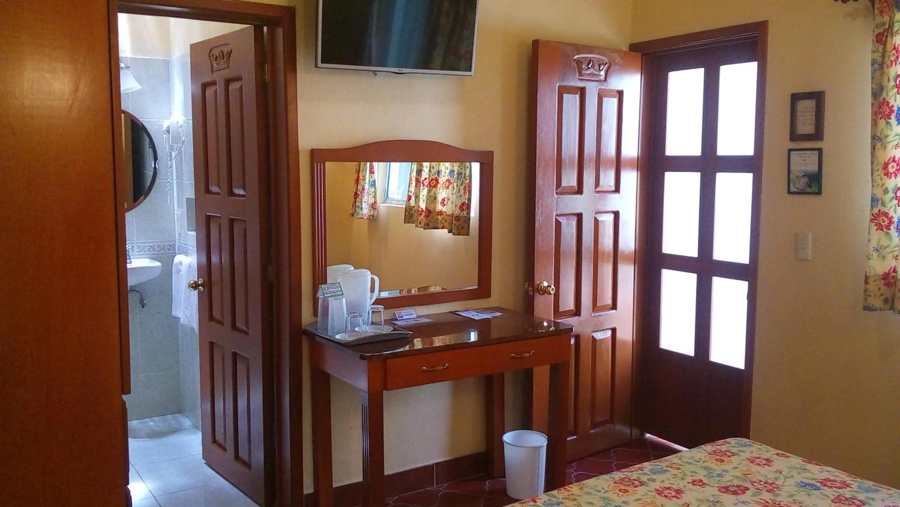 Bed in Hotel Posada del Rey