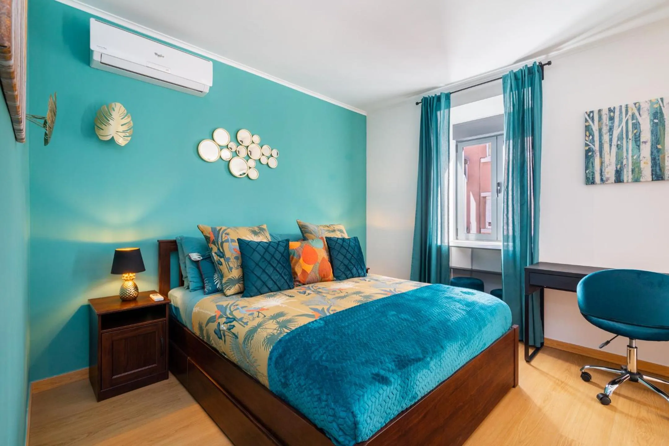 WHome Premium Family Apartment w/ Lift, AC & Barbecue