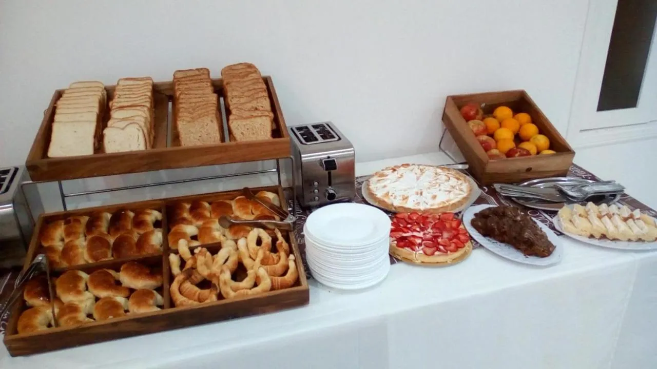 Bagu Playa Grande Hotel