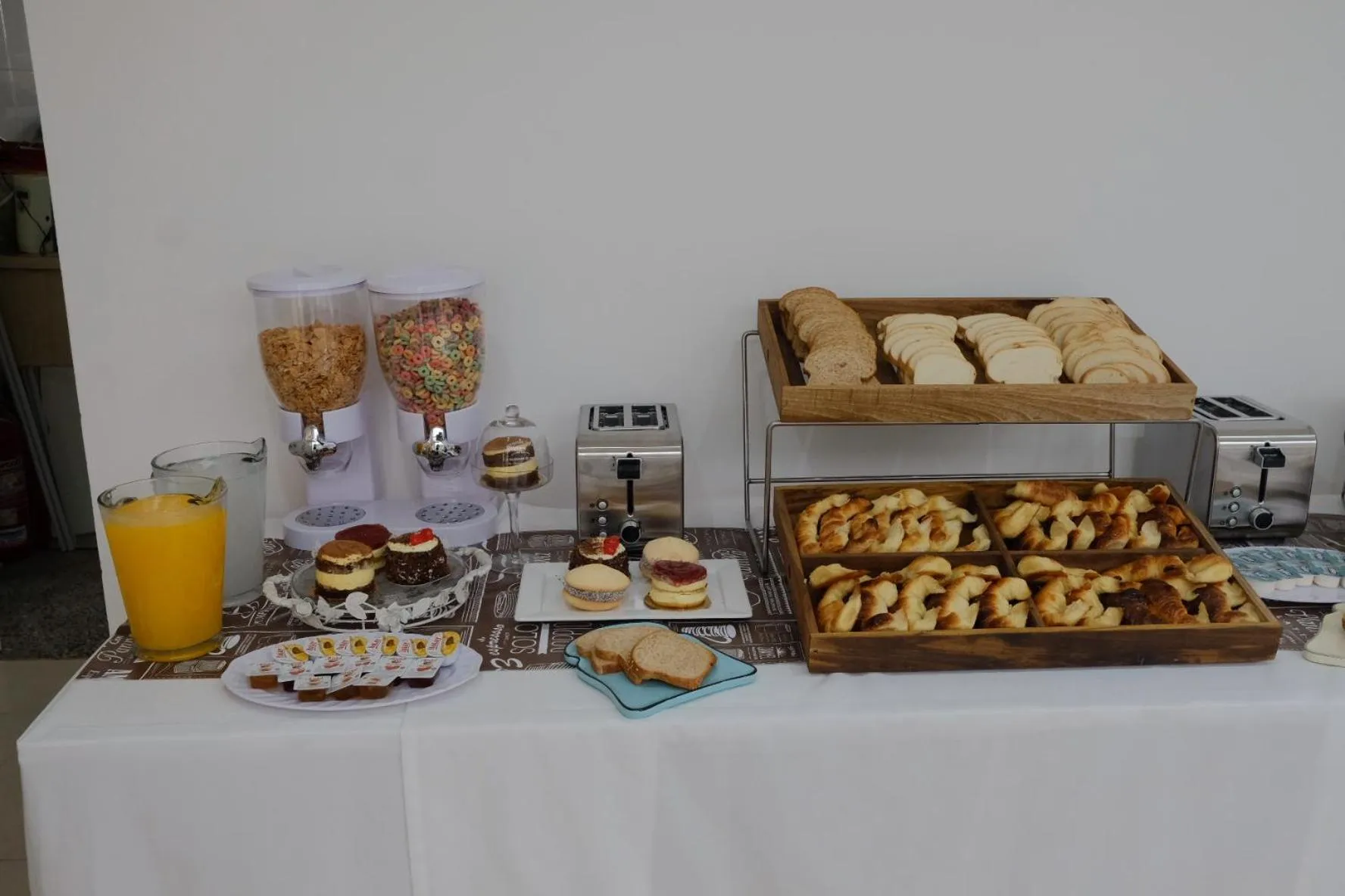 Breakfast in Bagu Playa Grande Hotel
