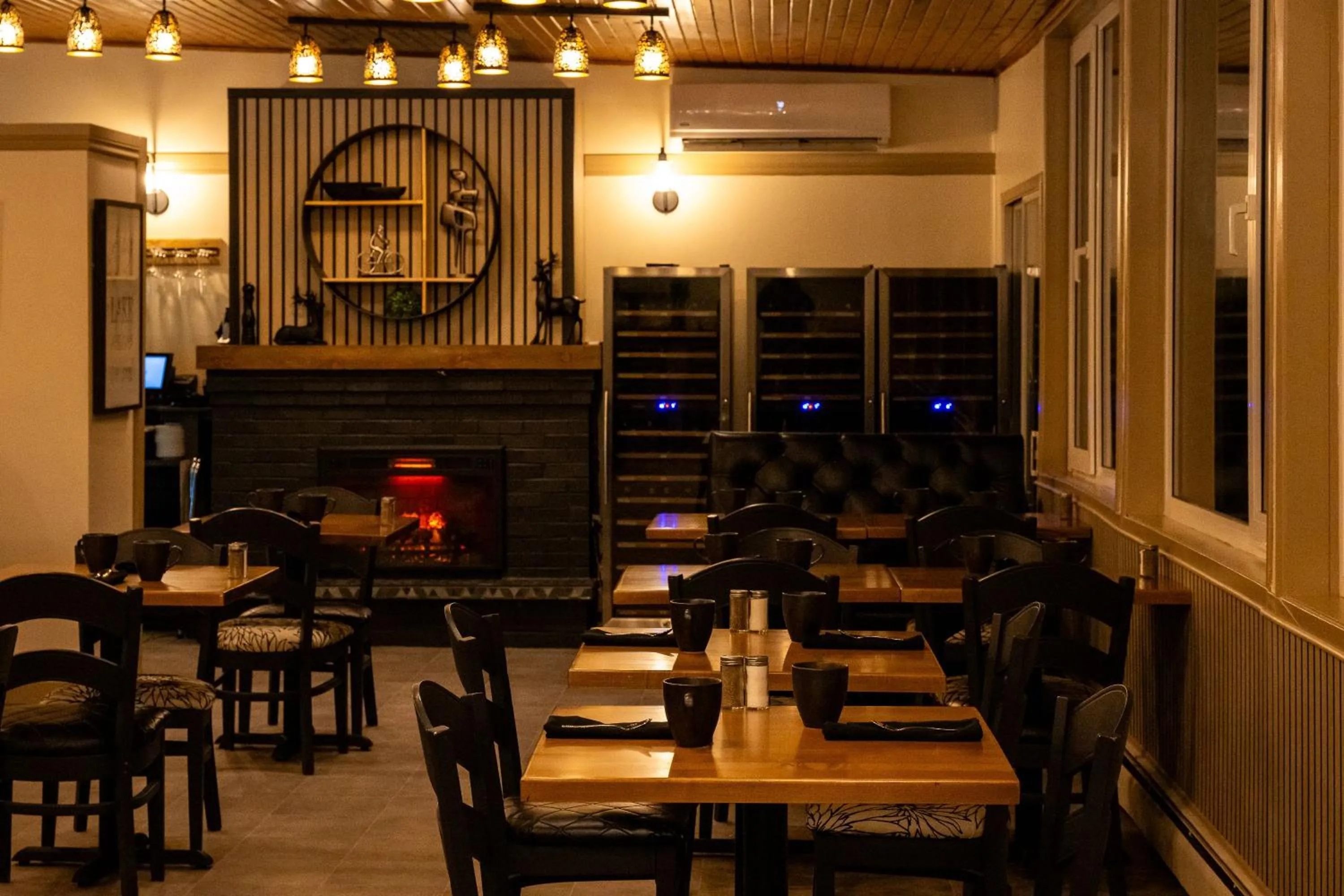 Restaurant/places to eat in Château Morritt