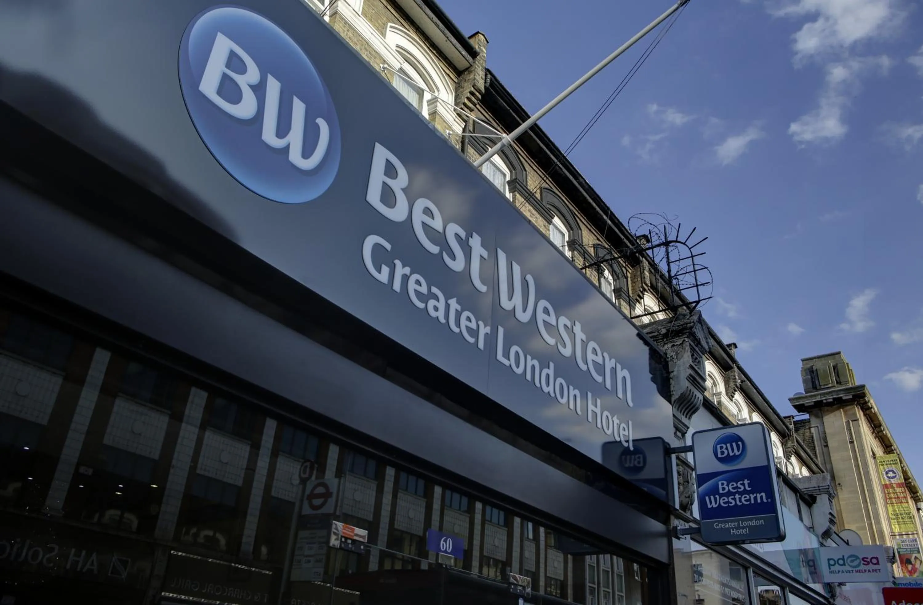 Facade/entrance in Best Western Greater London