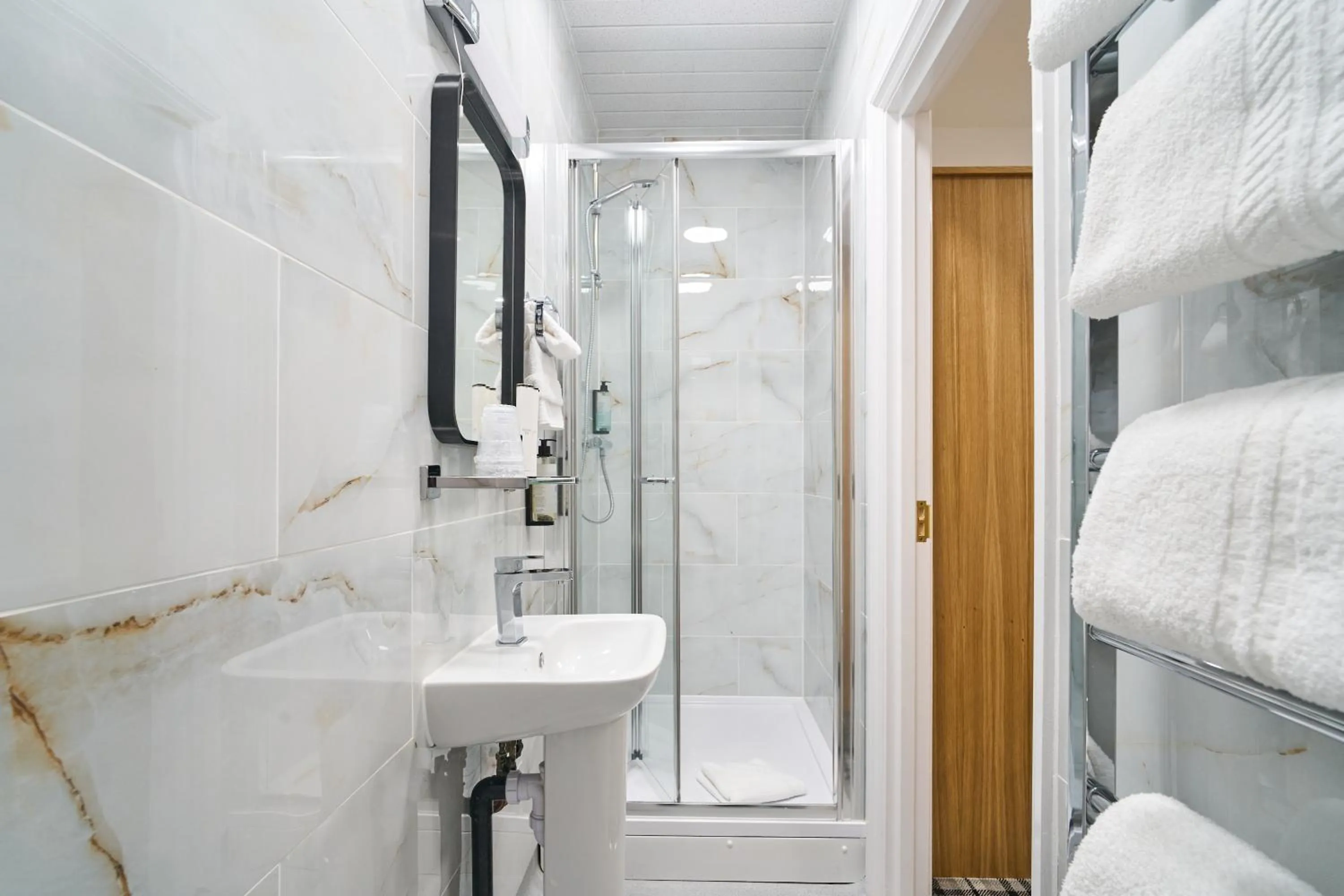 Bathroom in Best Western Greater London