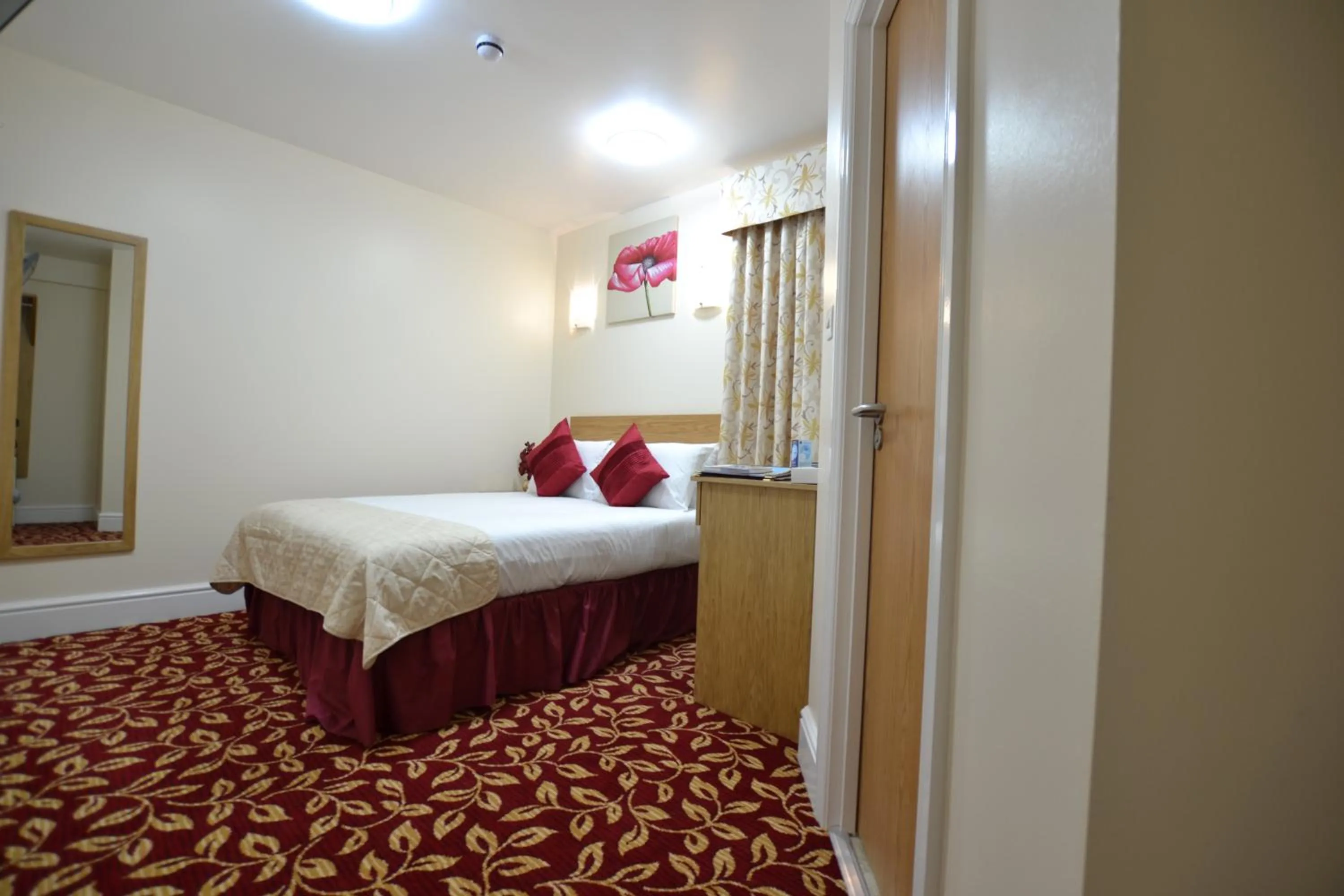 Bed in Best Western Greater London