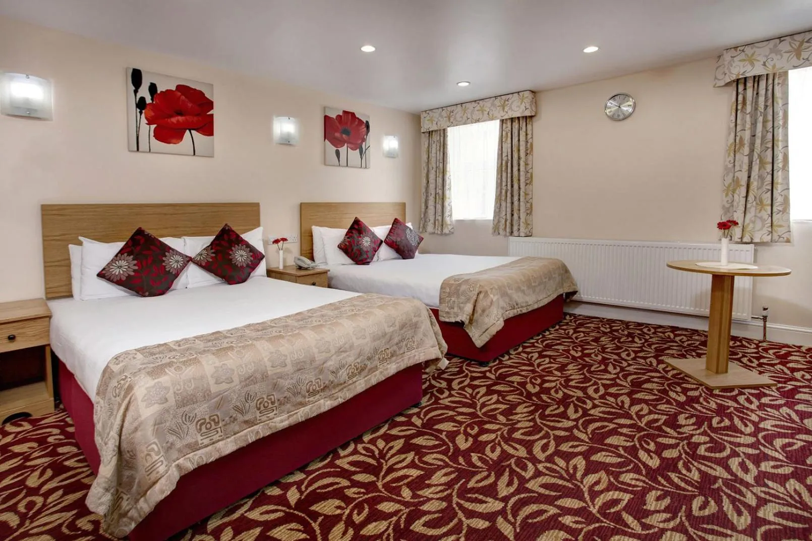 Family, Bed in Best Western Greater London