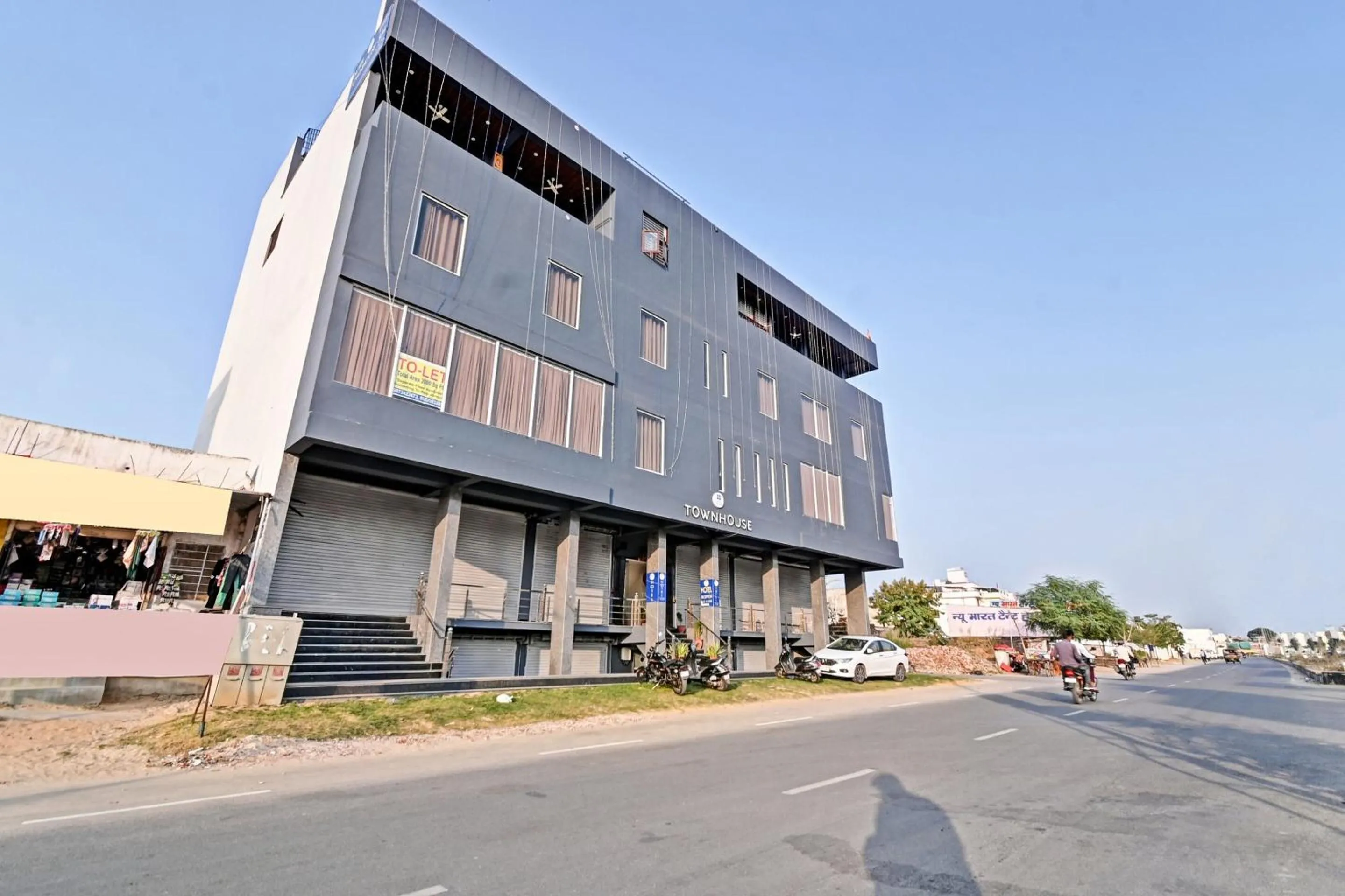 Facade/entrance in Townhouse by My Stay