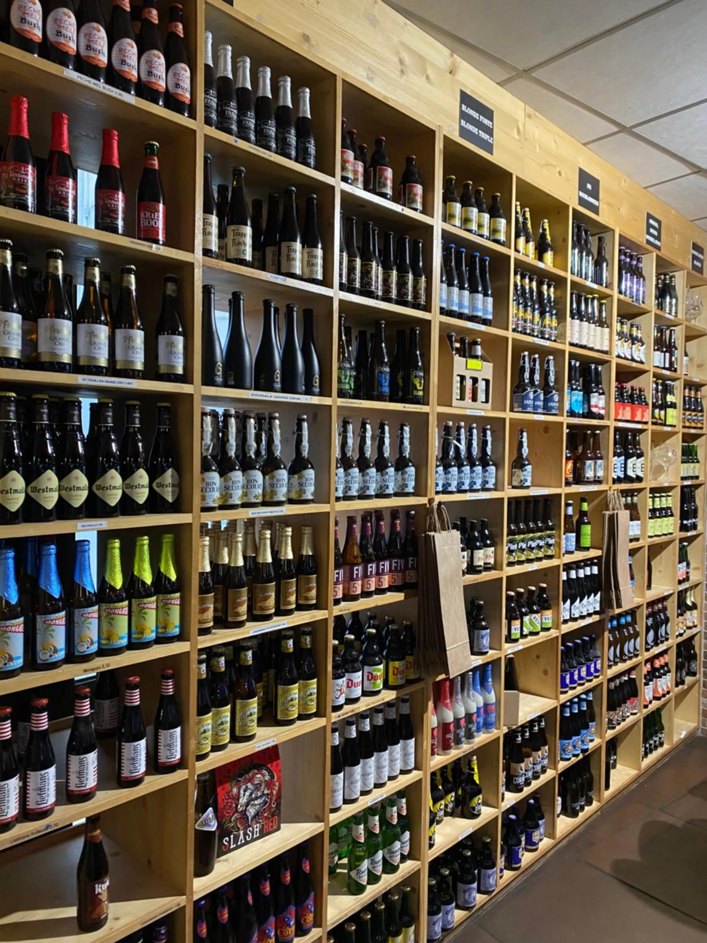 Restaurant/places to eat in Les Chambres de la bourse