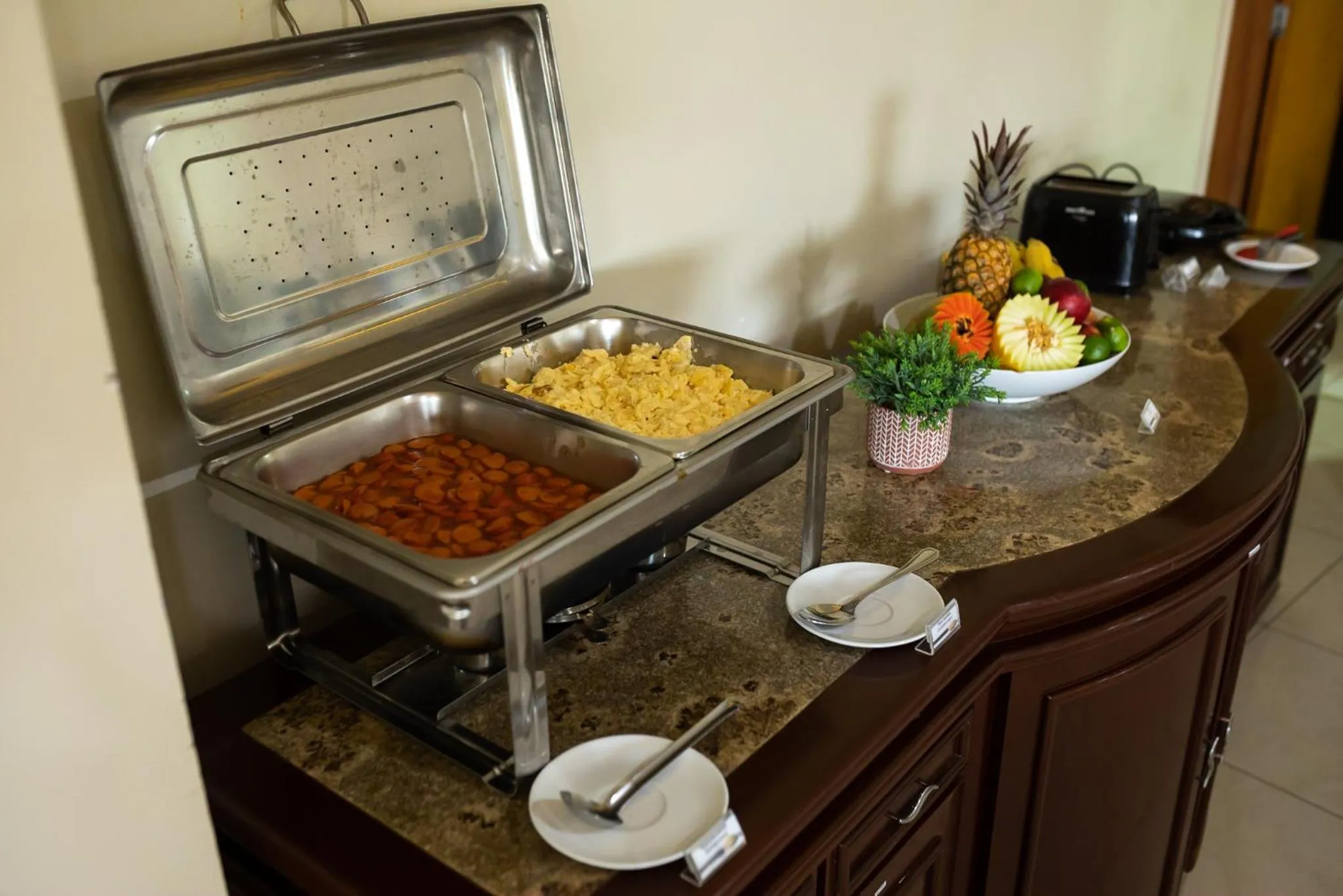 Buffet breakfast in Class Hotel Passos Rio Grande Portal da Canastra