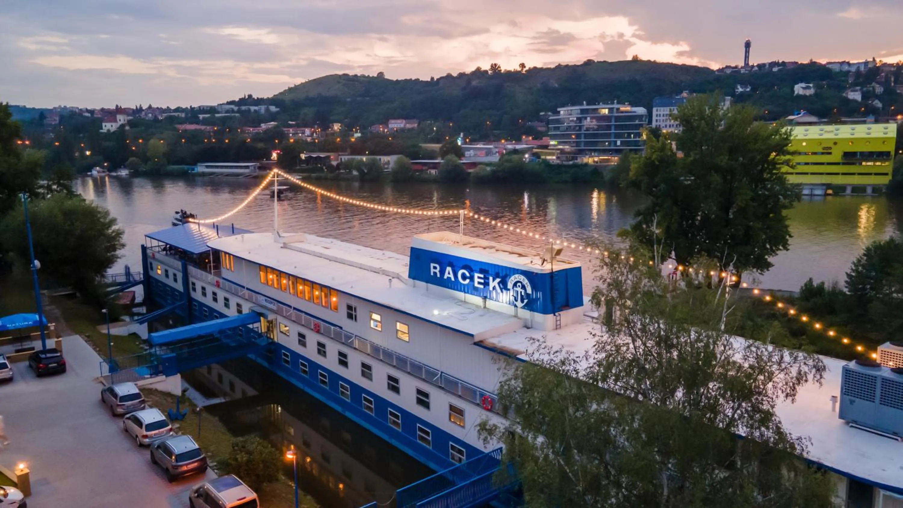 Property building in Botel Racek