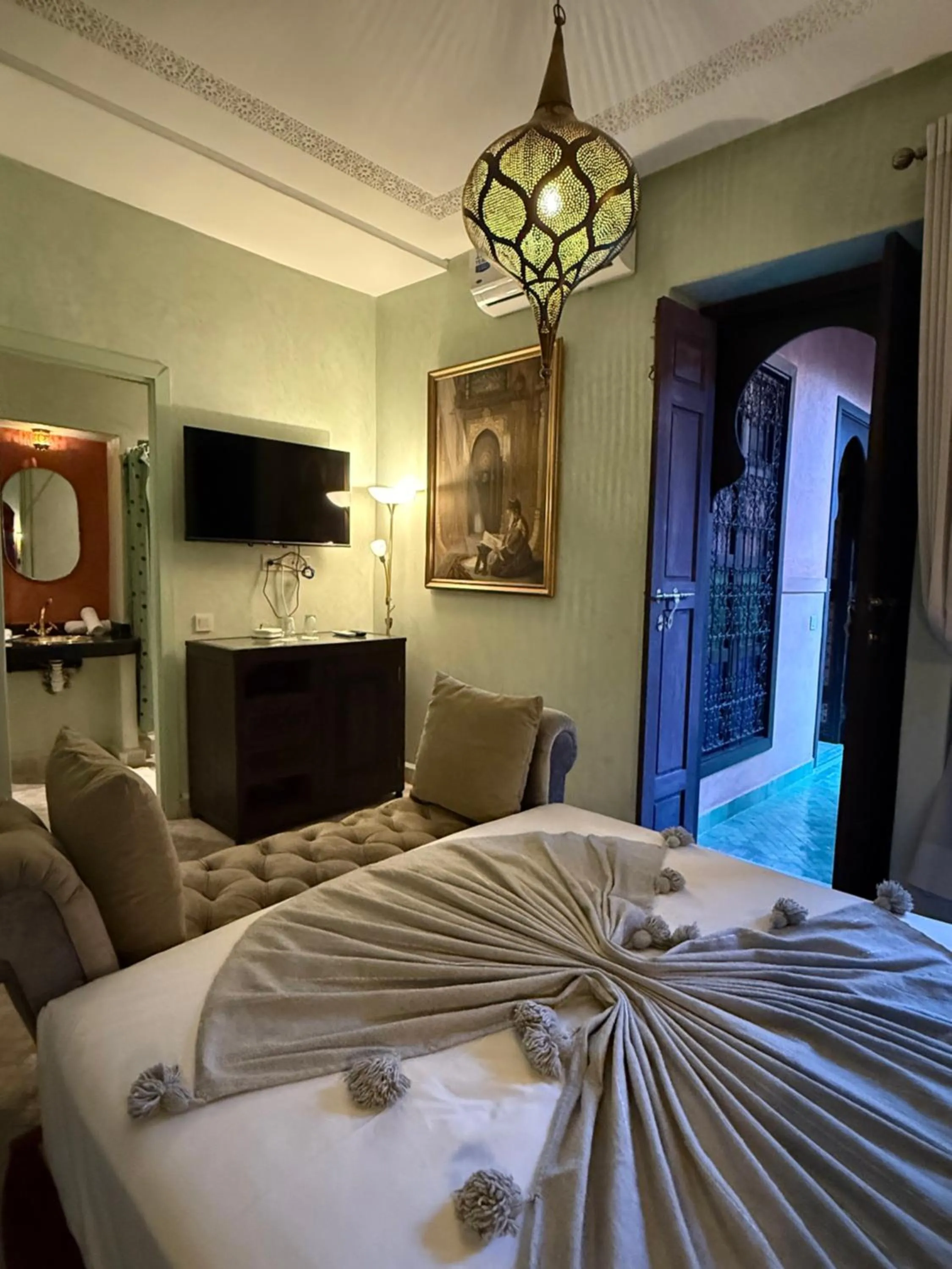 Bedroom, Bed in Riad Sultan Suleiman & Spa