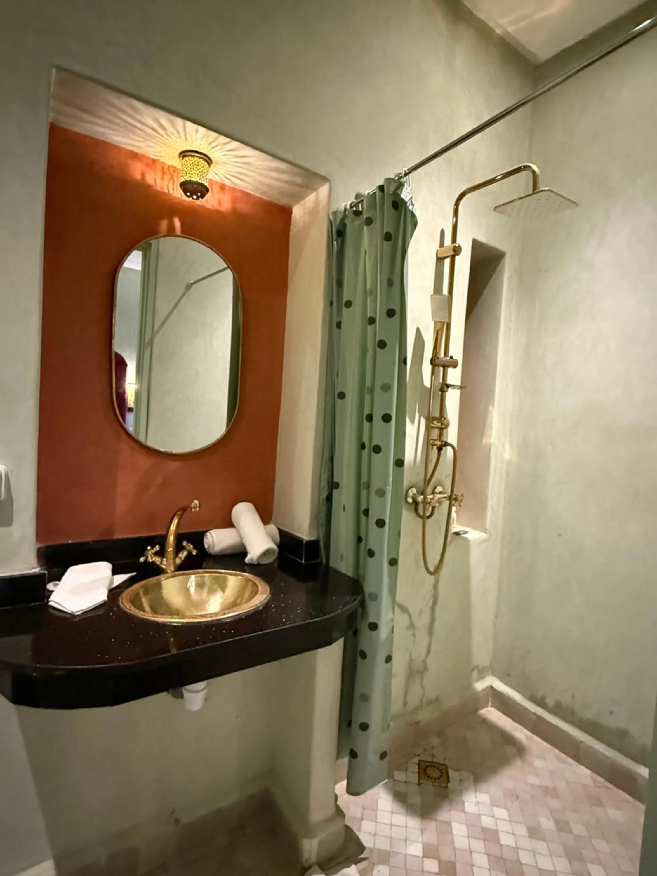 Bathroom in Riad Sultan Suleiman & Spa