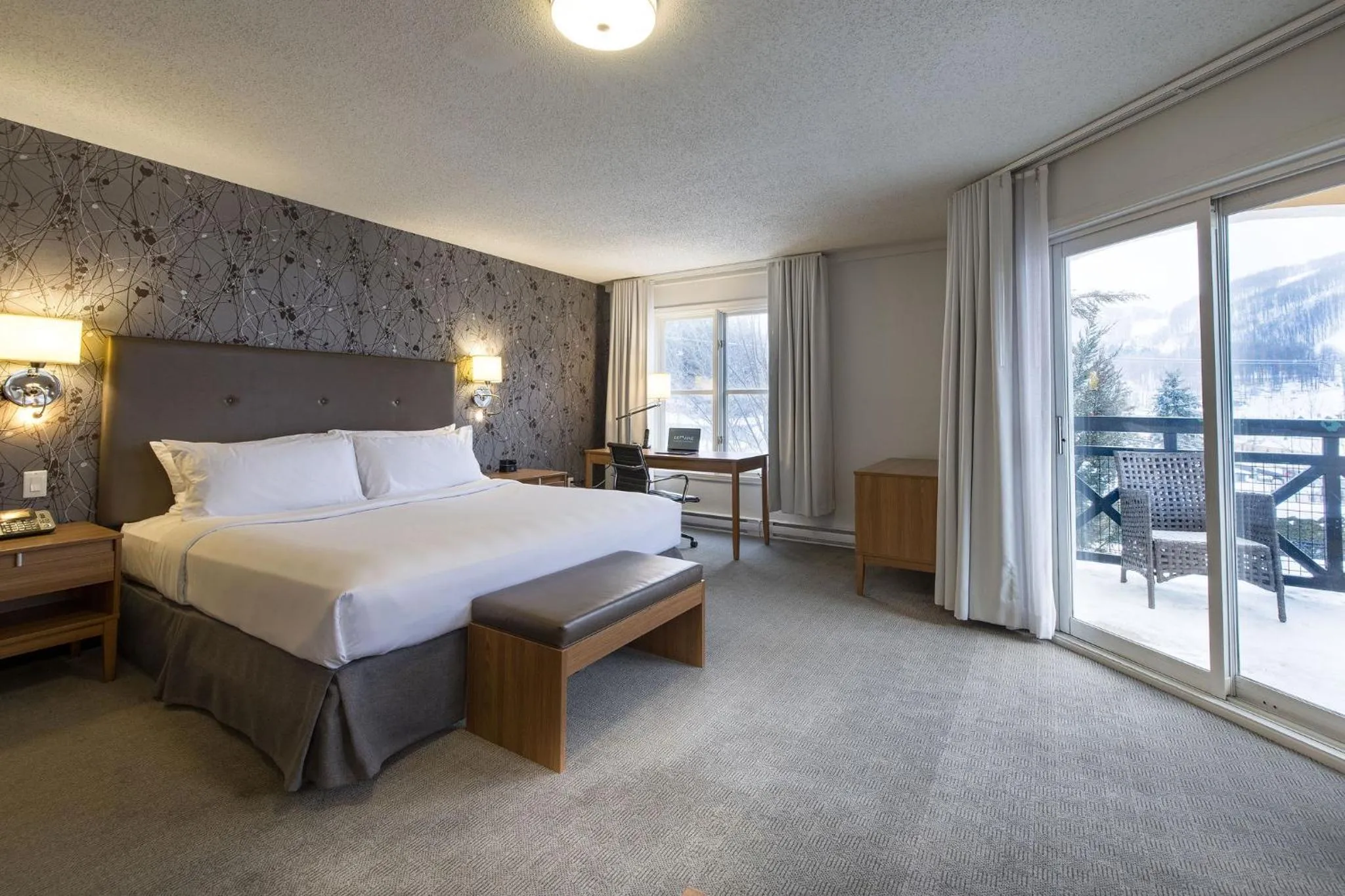 Bed in Hotel Chateau Bromont