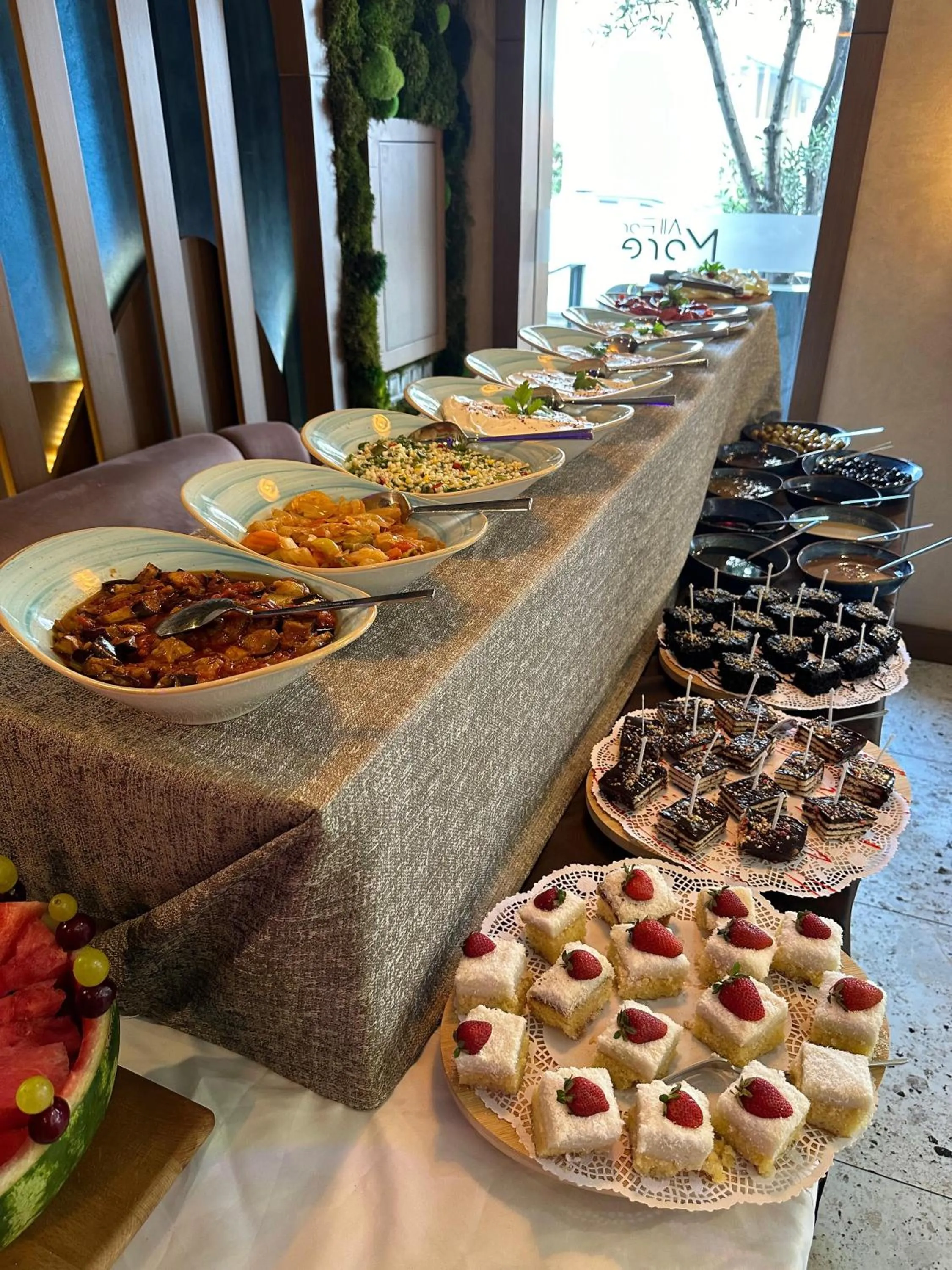 Restaurant/places to eat in Trabzon Gloria Suite Hotel