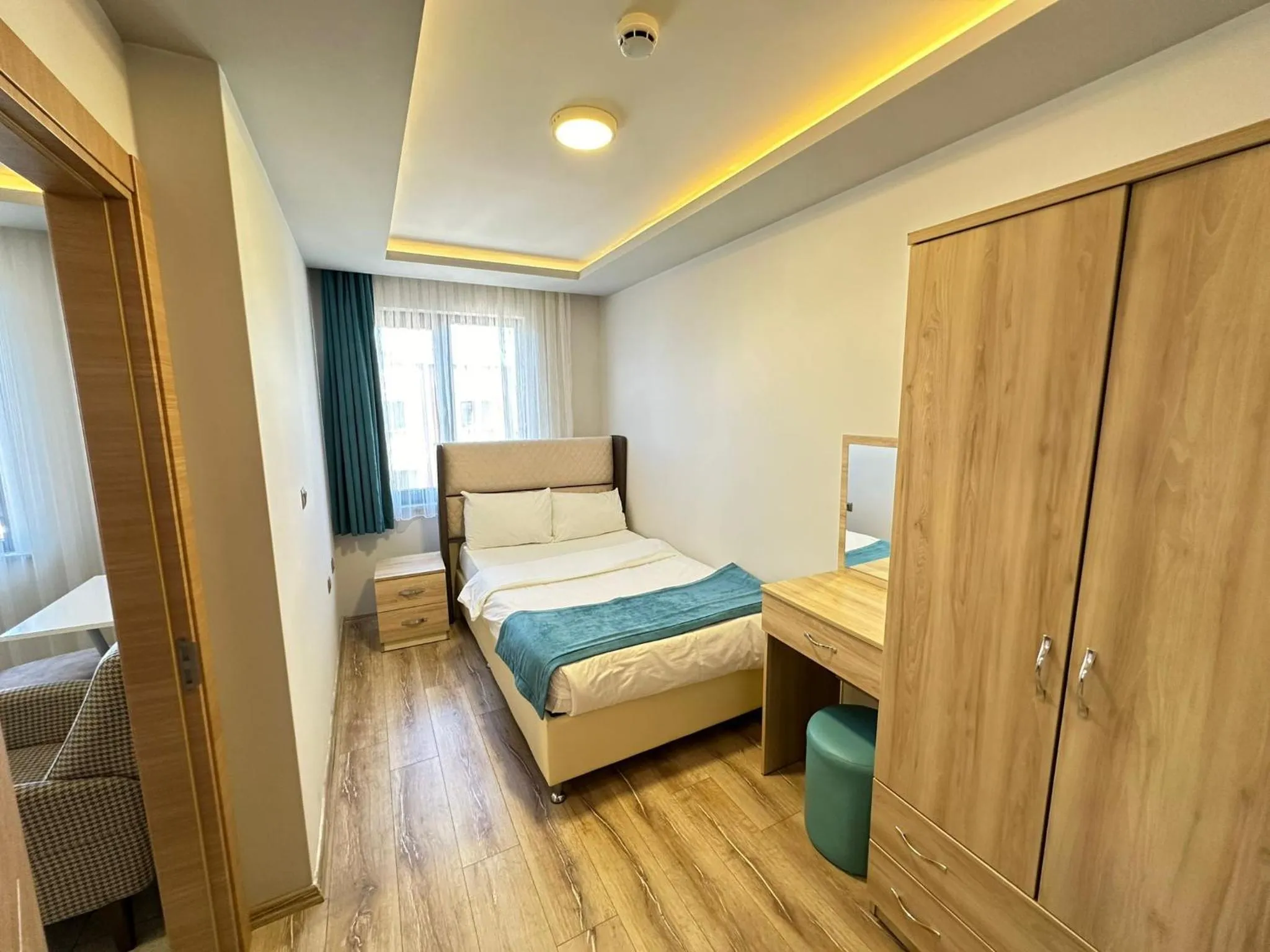 Bedroom, Bed in Trabzon Gloria Suite Hotel