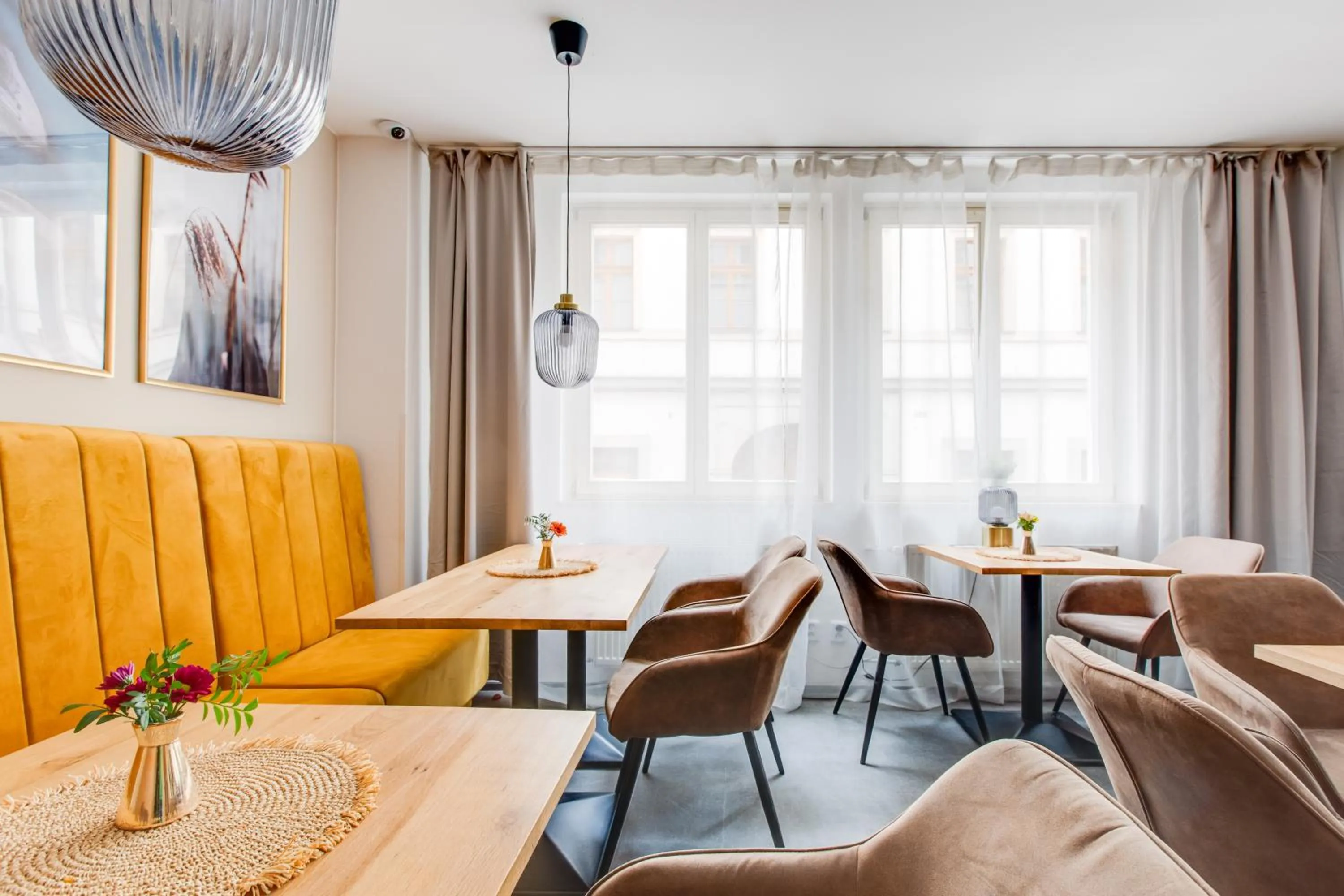 Seating area in Hotel Andante