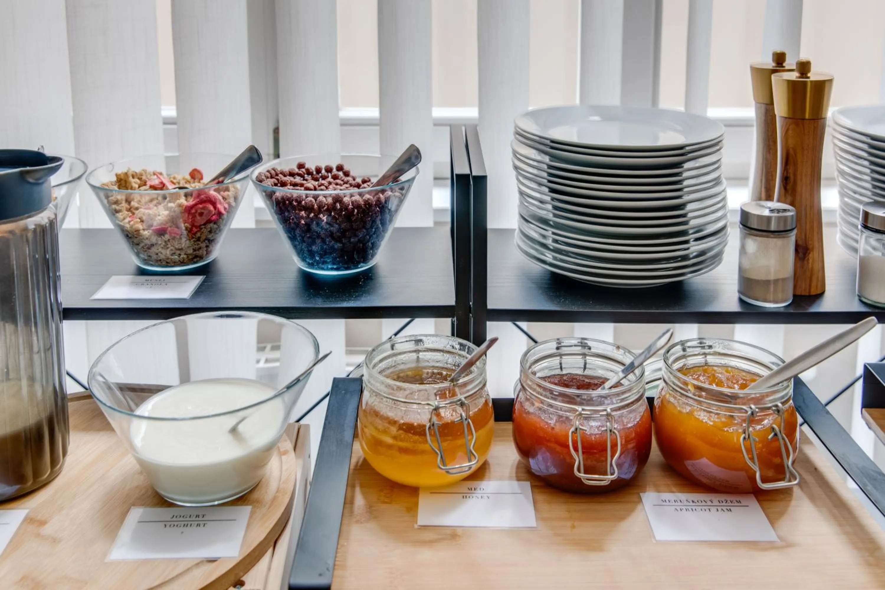 Buffet breakfast in Hotel Andante