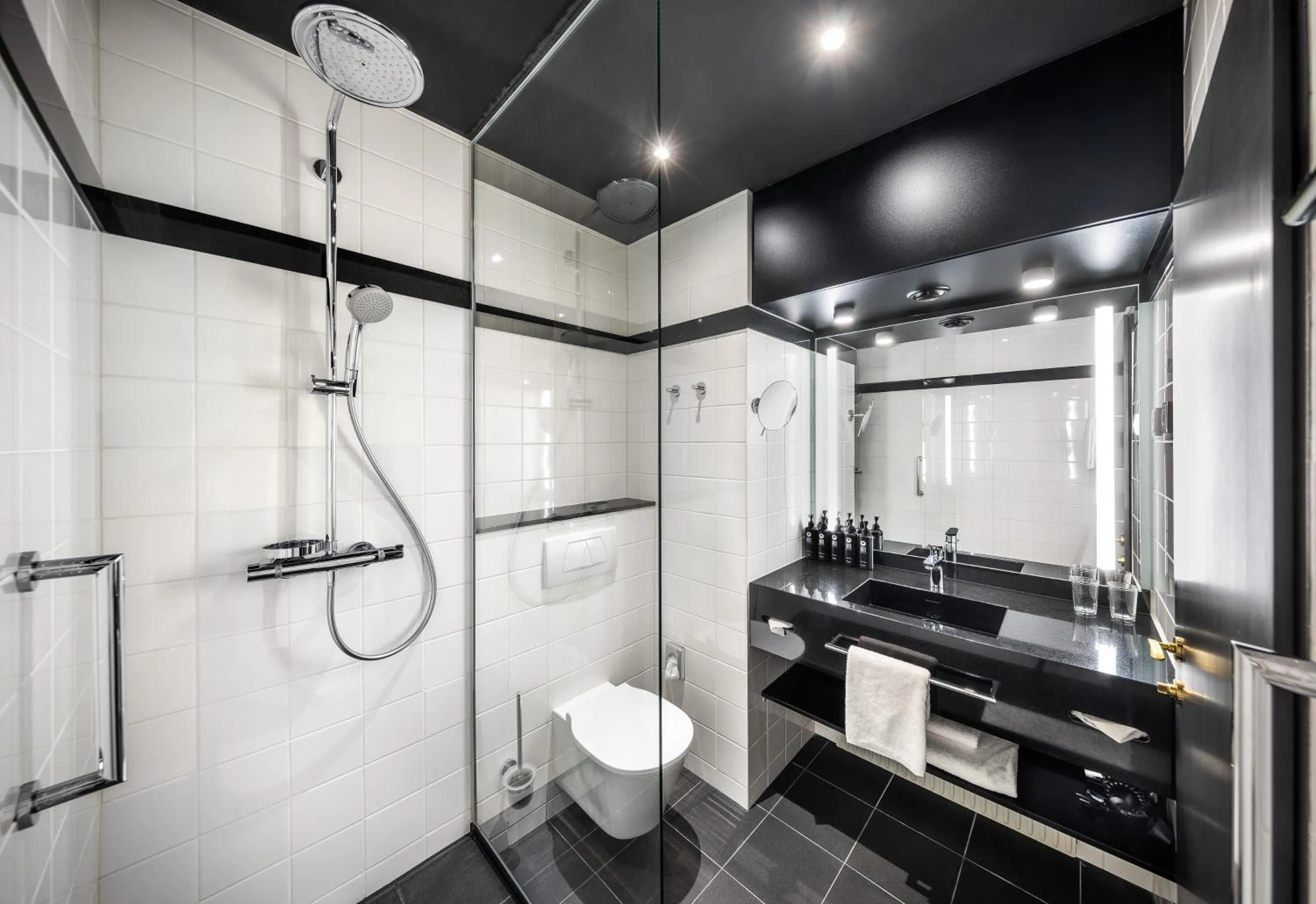 Bathroom in Diplomat Hotel Prague