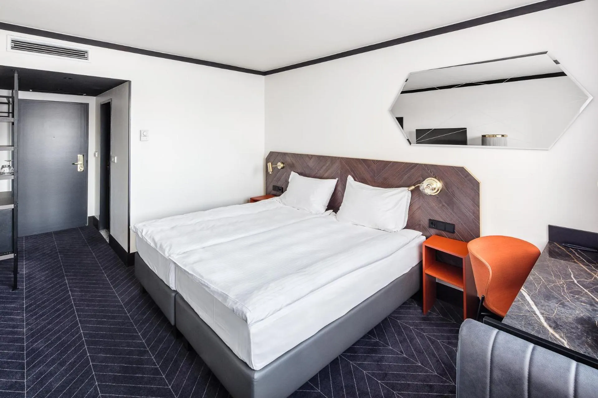 Photo of the whole room, Bed in Vienna House by Wyndham Diplomat Prague