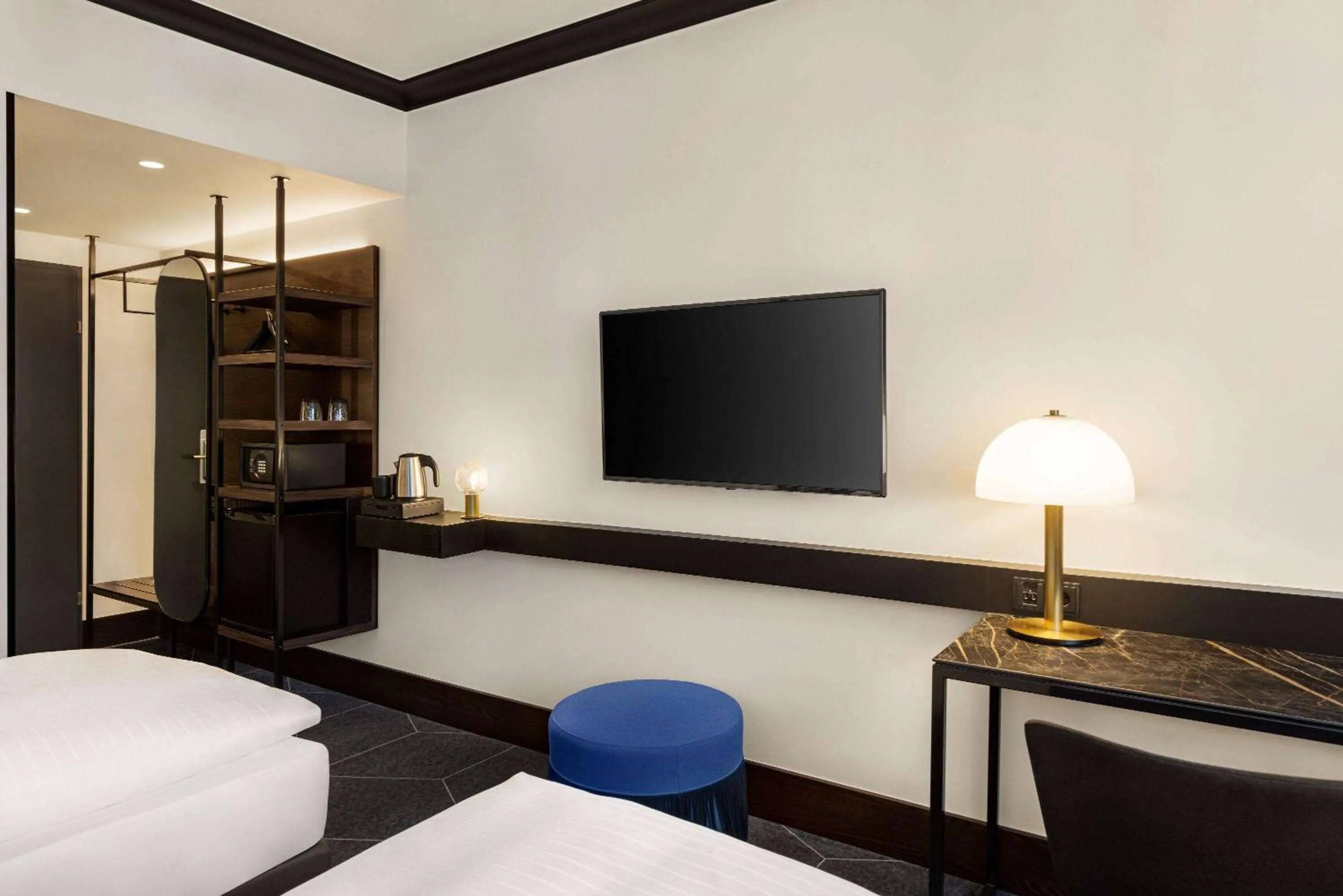 Photo of the whole room, Bed in Vienna House by Wyndham Diplomat Prague