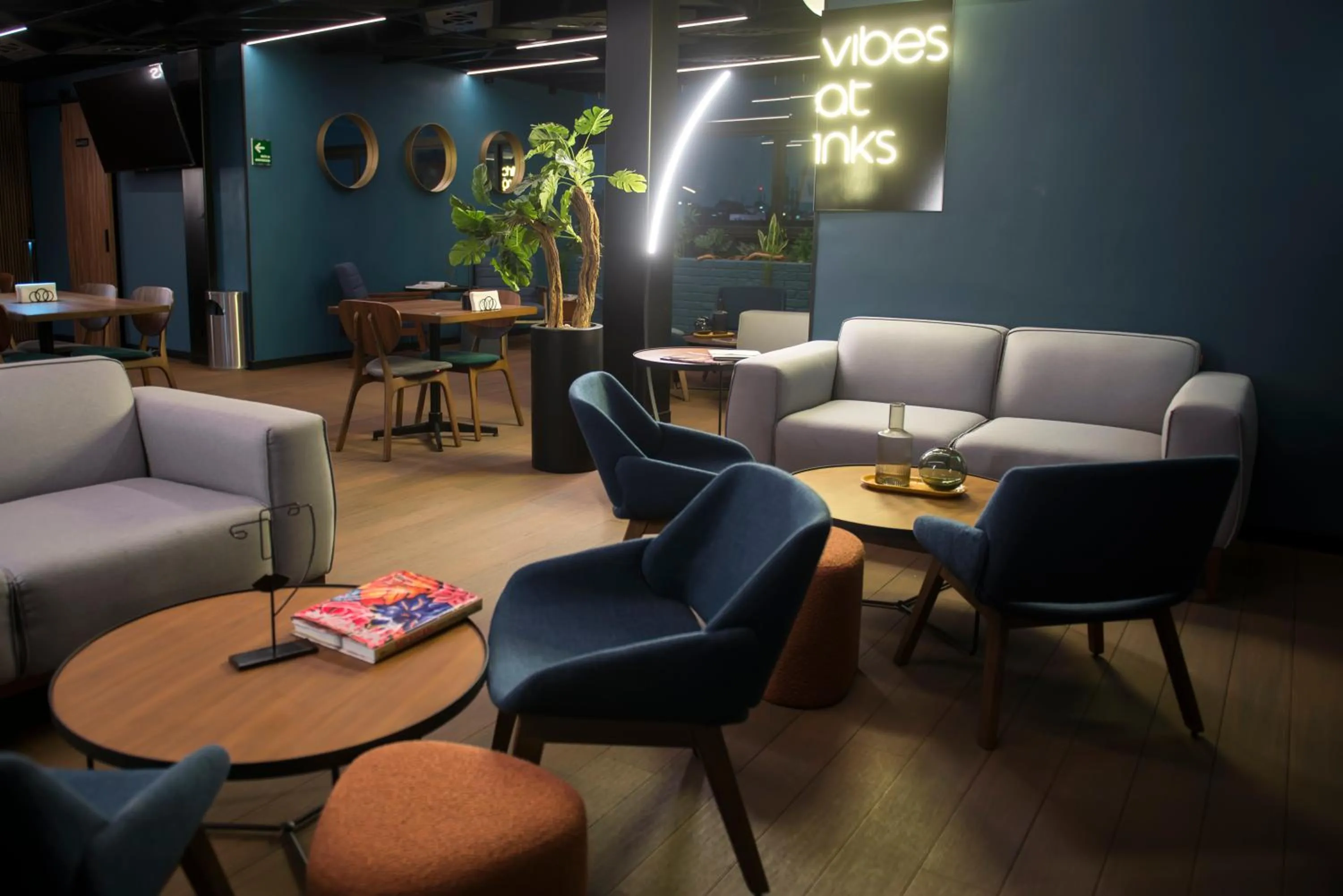 Restaurant/places to eat in Hotel Flamencos Centro Histórico