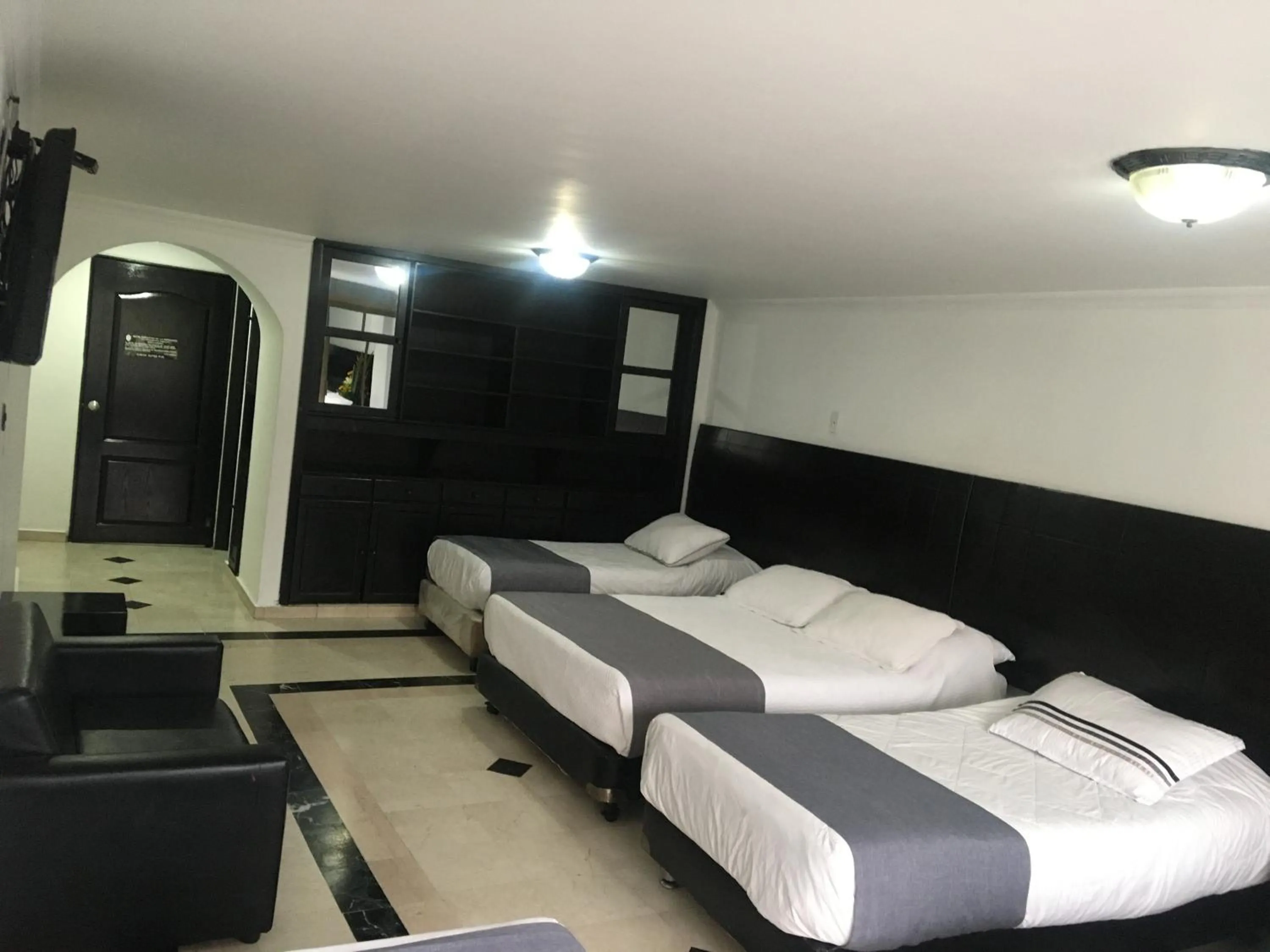 Photo of the whole room, Bed in Hotel Ejecutivo Av la Esperanza