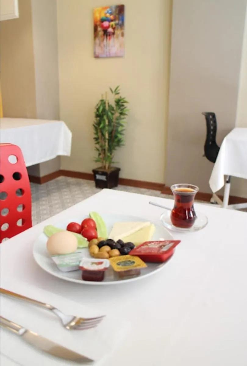 Food and drinks in Moda Hotel