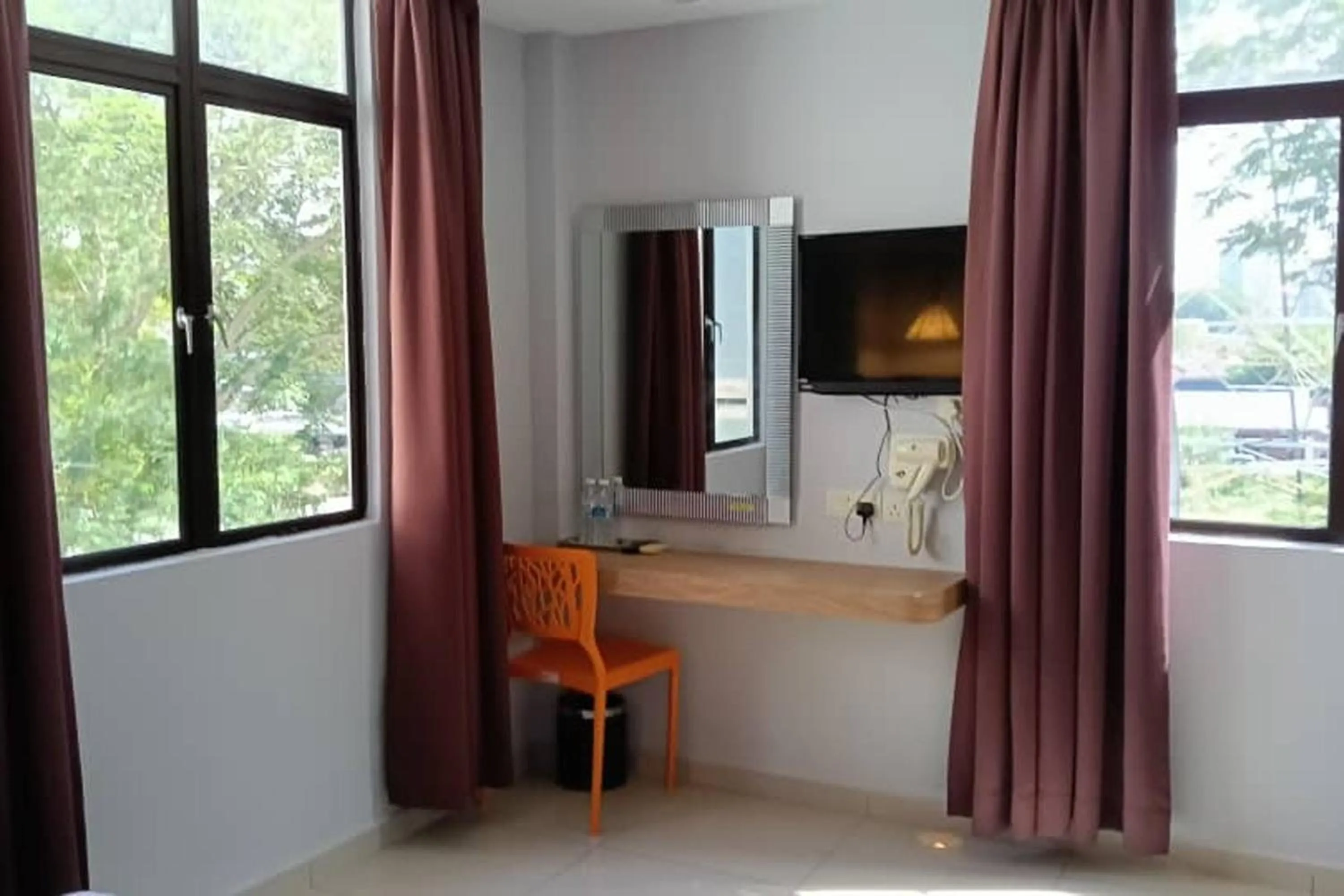 Bedroom in Mars Hotel