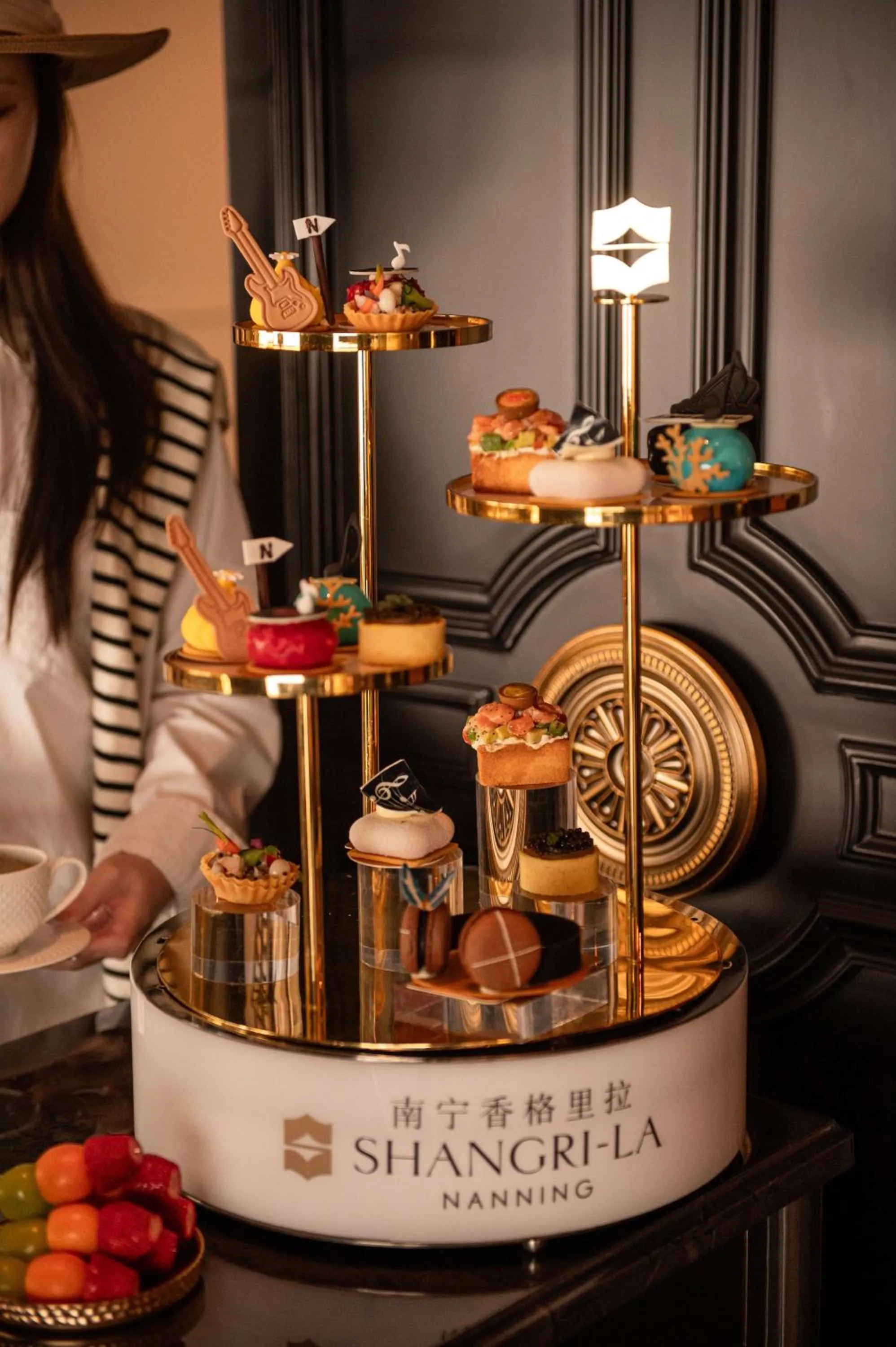 Restaurant/places to eat in Shangri-La Nanning - The tallest hotel worldwide in Shangri-La Group