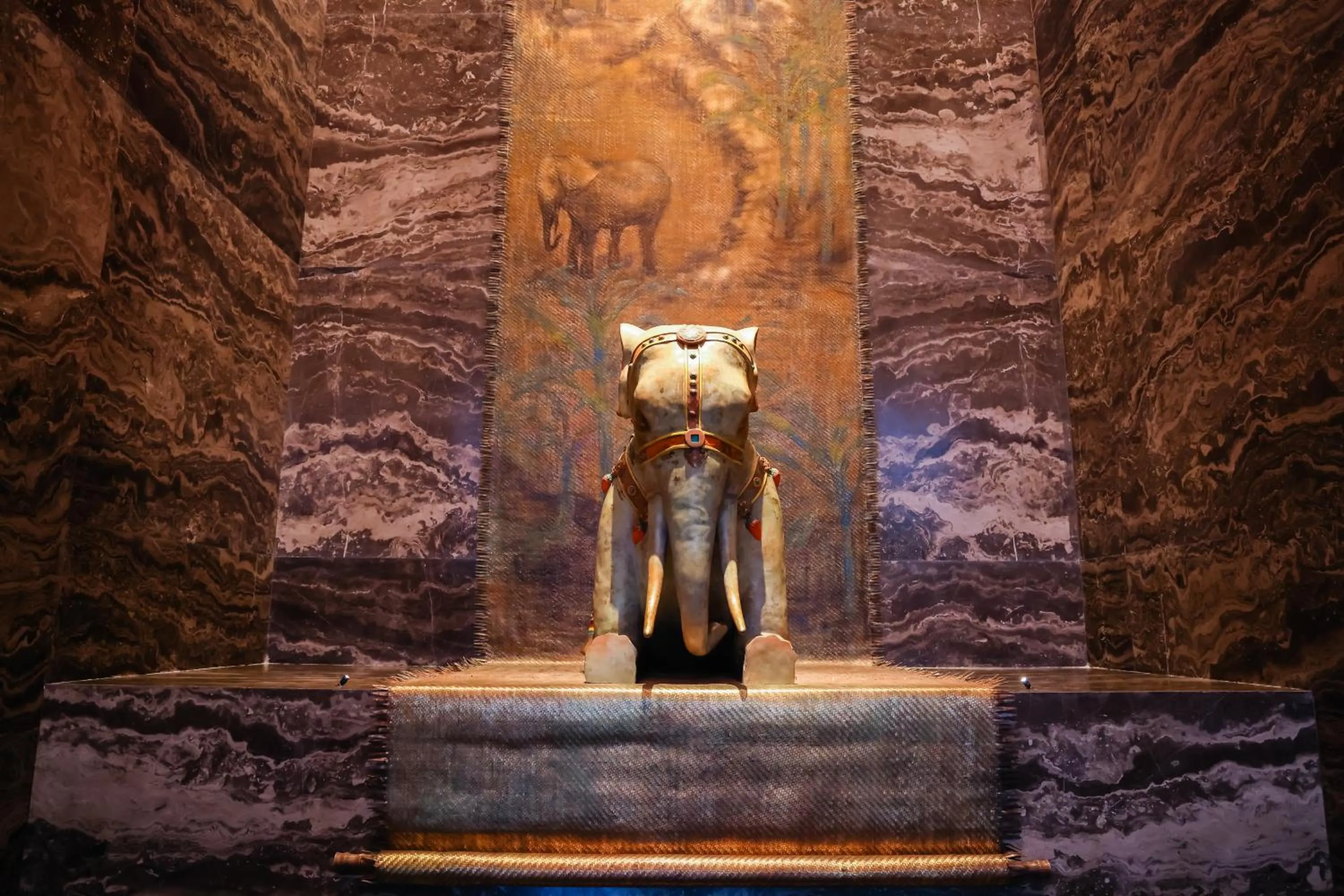 Lobby or reception in Shangri-La Nanning - The tallest hotel worldwide in Shangri-La Group