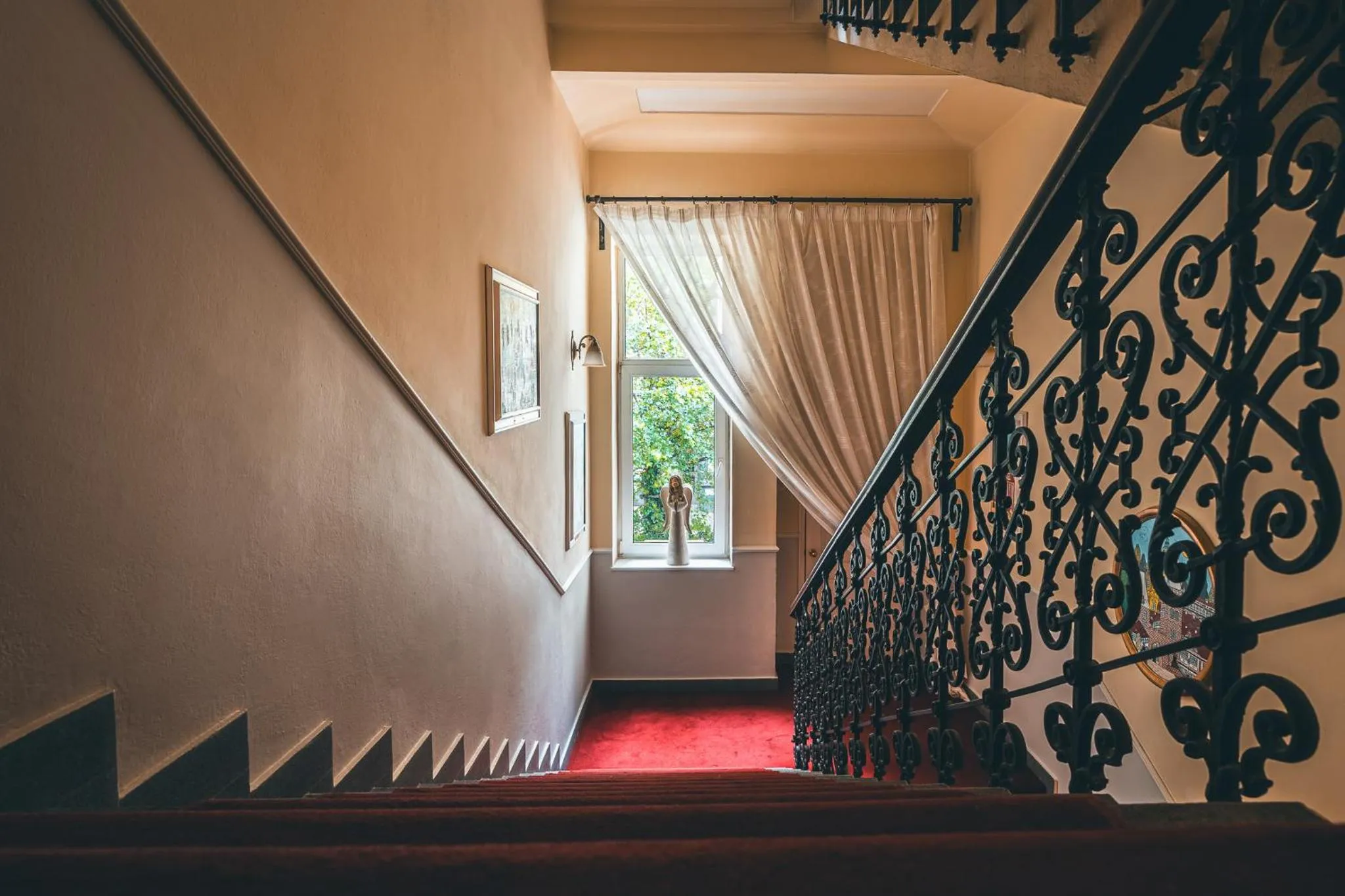 Property building in Hotel Julian