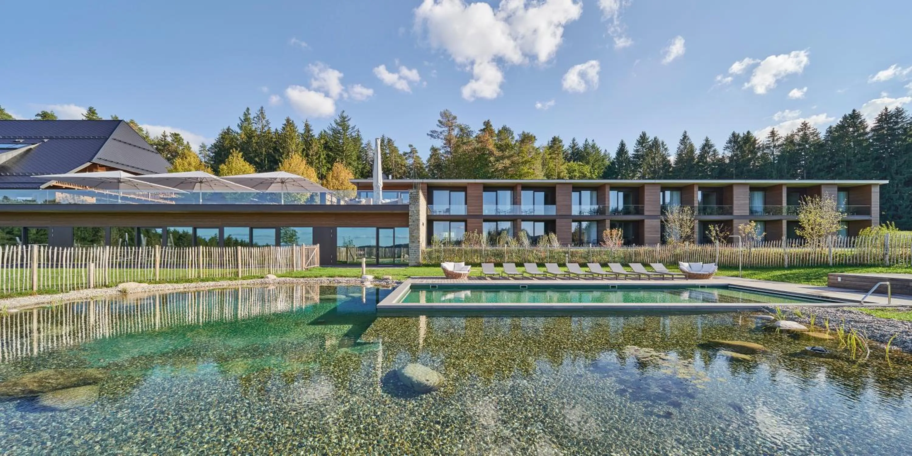 Property building in Hotel Munde