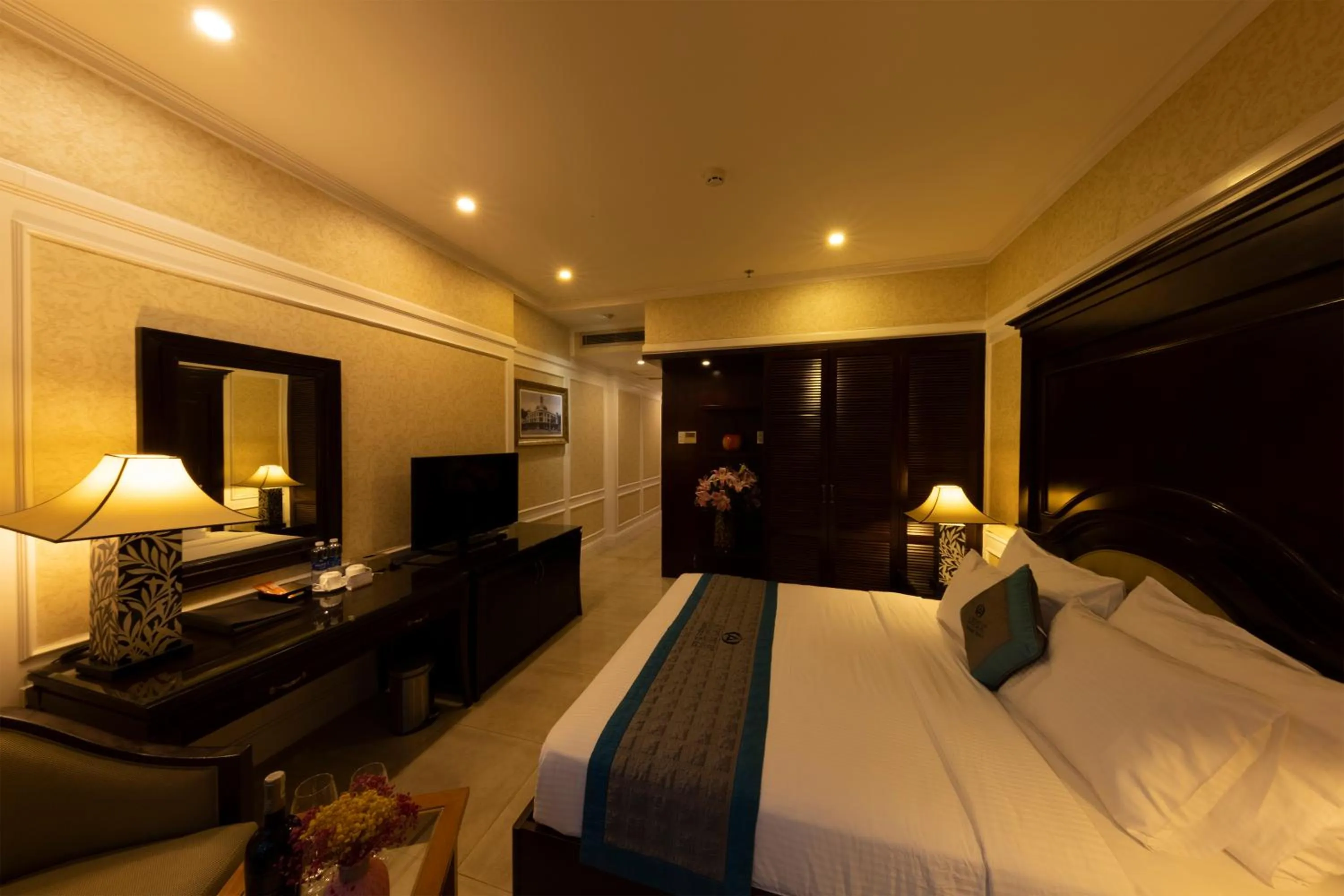 Bed in Anpha Boutique Hotel