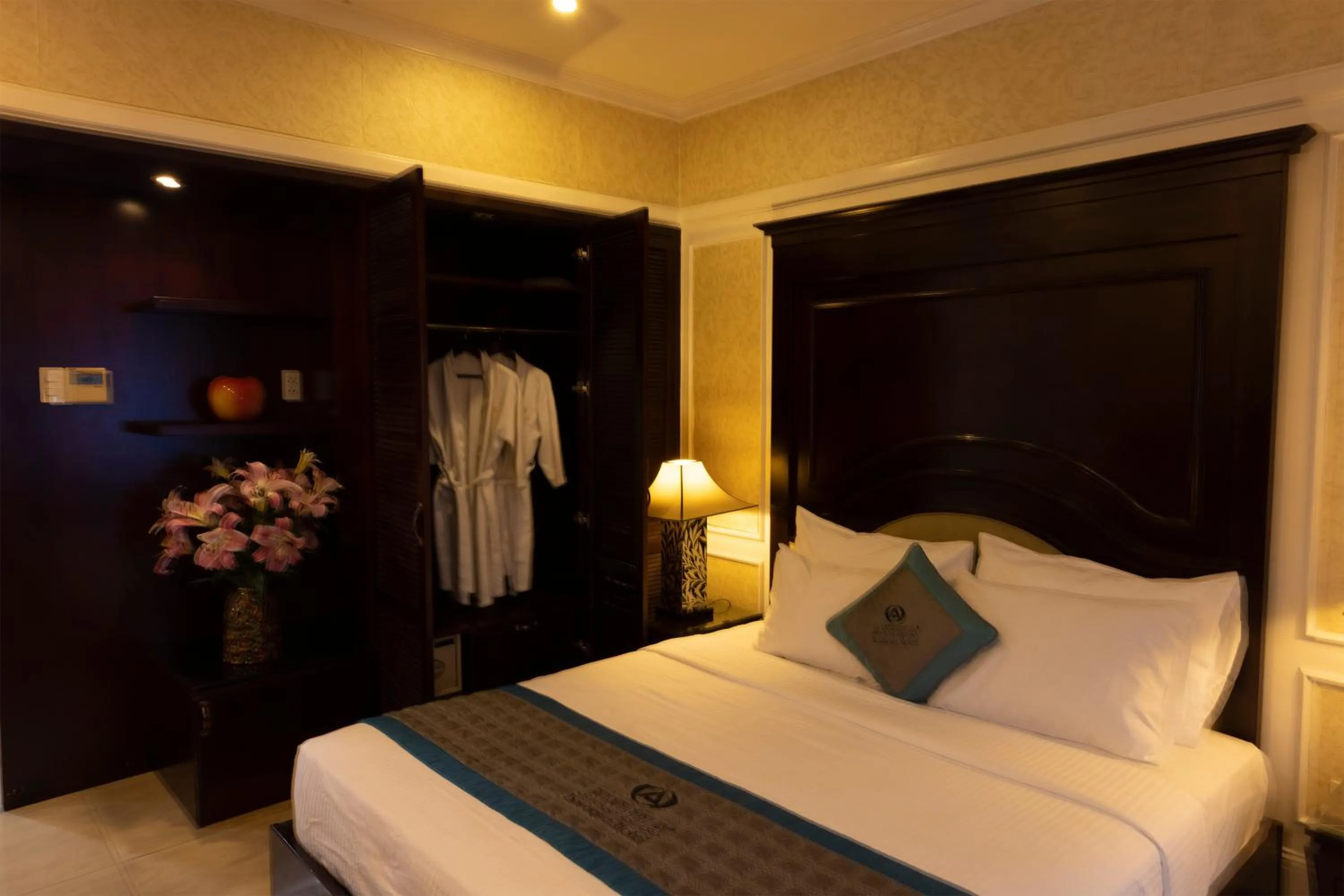 Area and facilities, Bed in Anpha Boutique Hotel