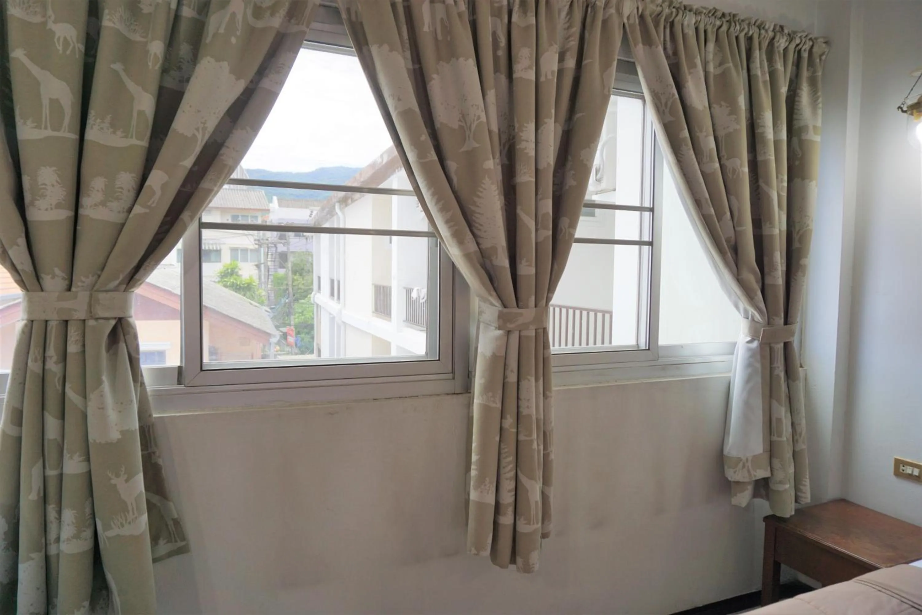 View (from property/room), Bed in Chomdoi House Hotel