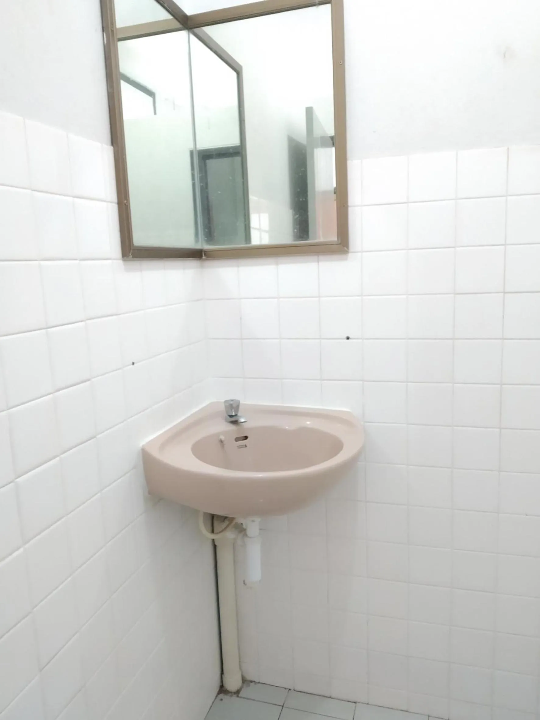 Bathroom in Chomdoi House Hotel