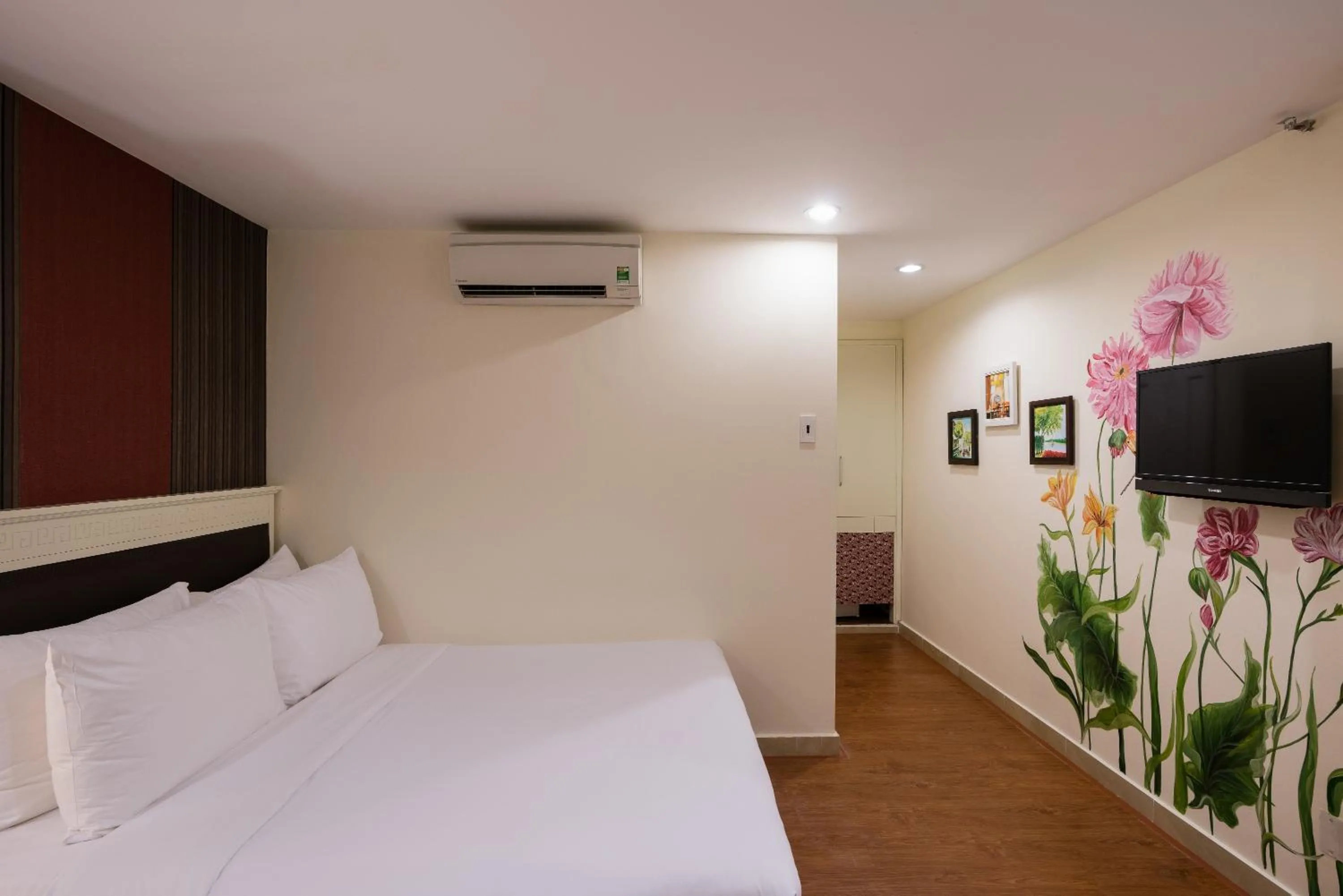 Bedroom, Bed in Asian Ruby Center Point Hotel & Spa