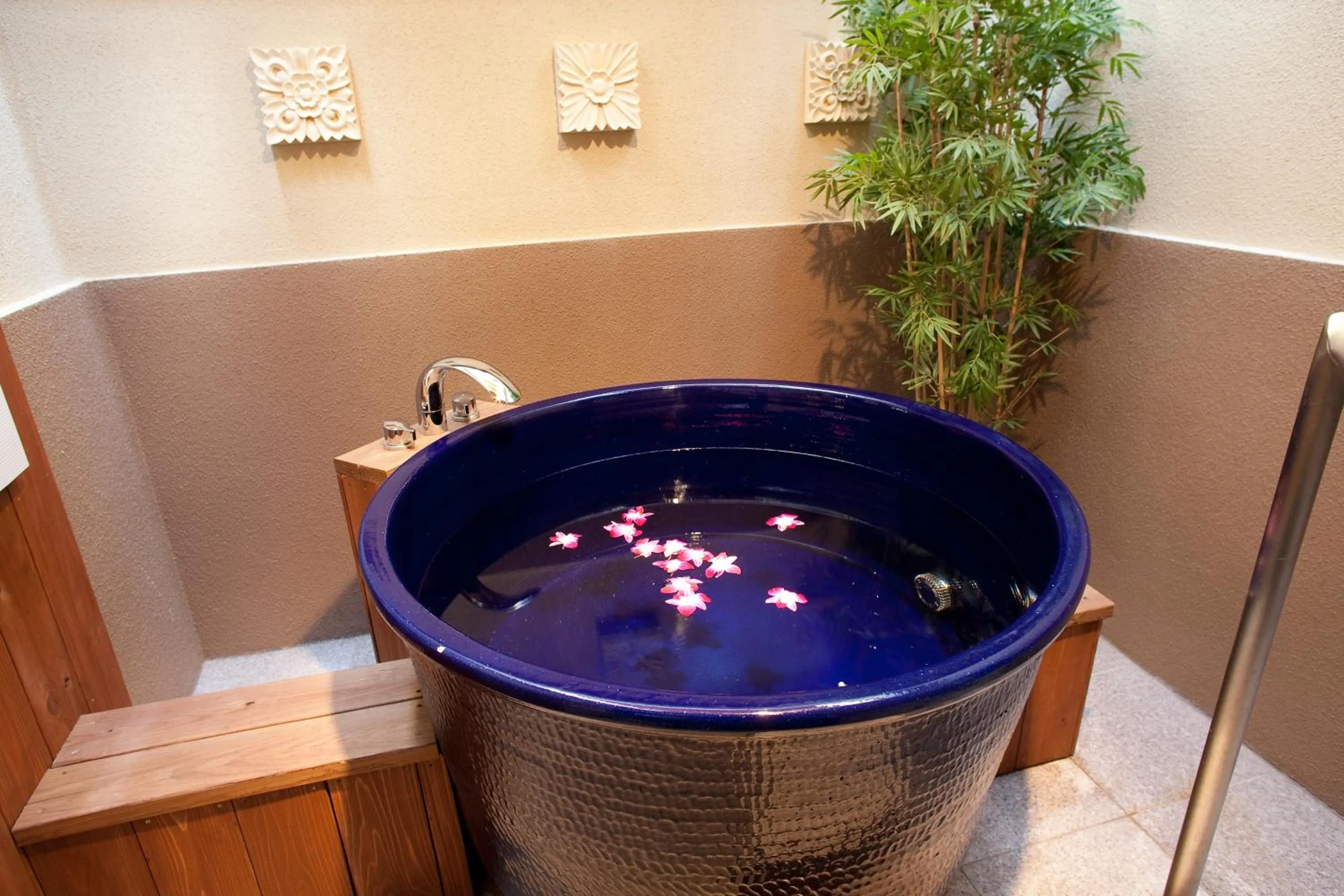 Spa and wellness centre/facilities in Hotel & Spa Lotus (Adult Only)