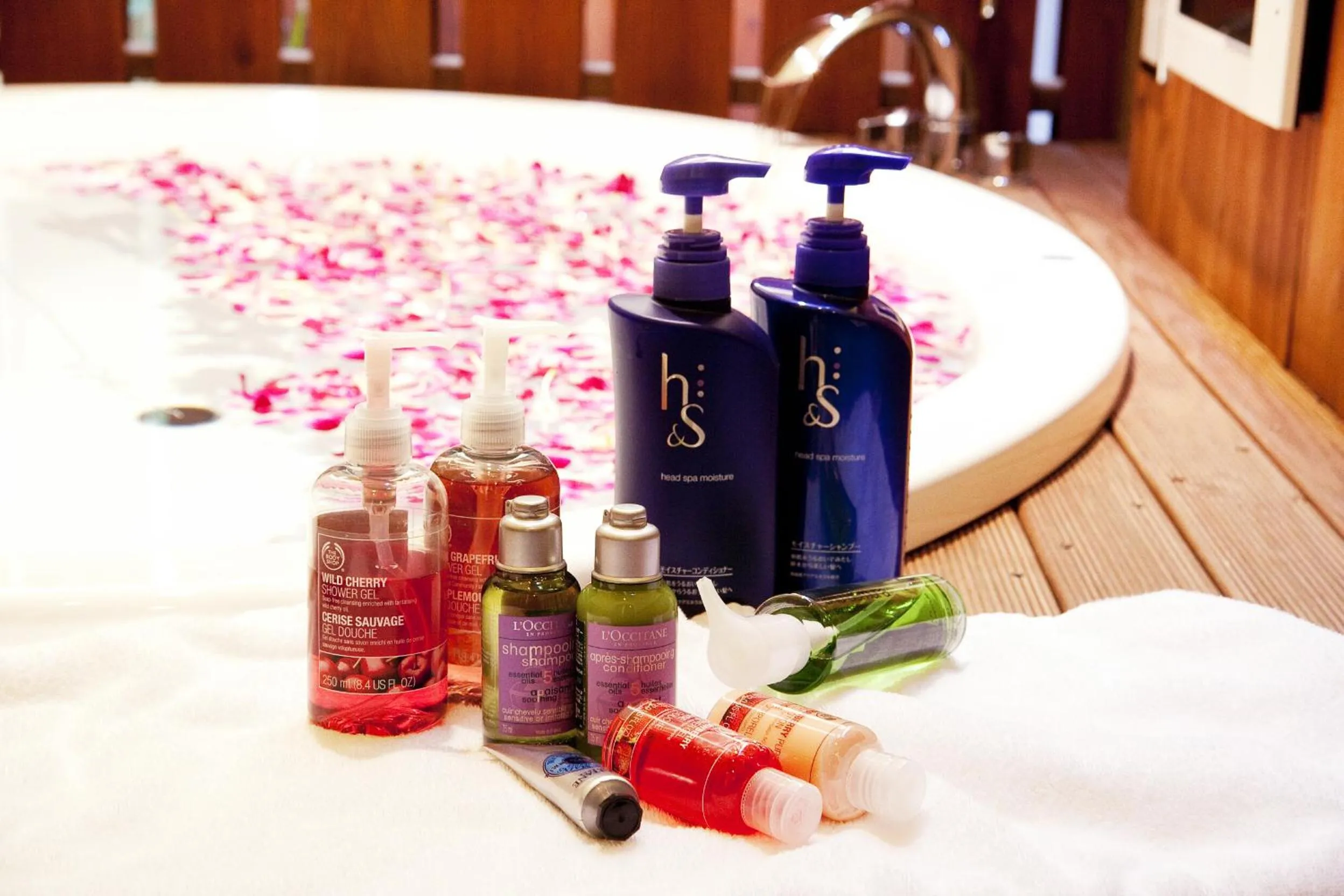 Bathroom in Hotel & Spa Lotus (Adult Only)