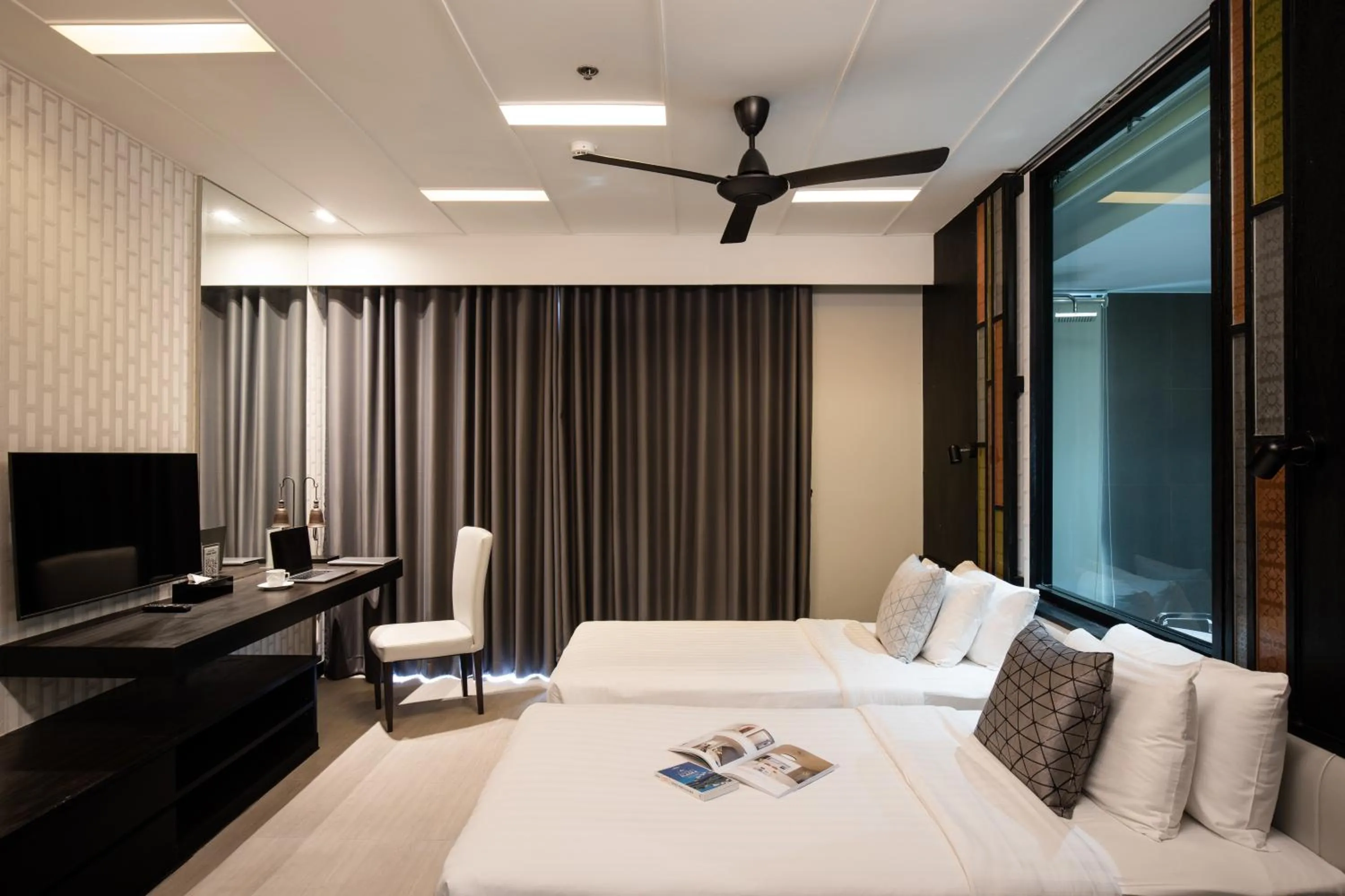 Photo of the whole room, Bed in De Chai Oriental Nimman - SHA Plus