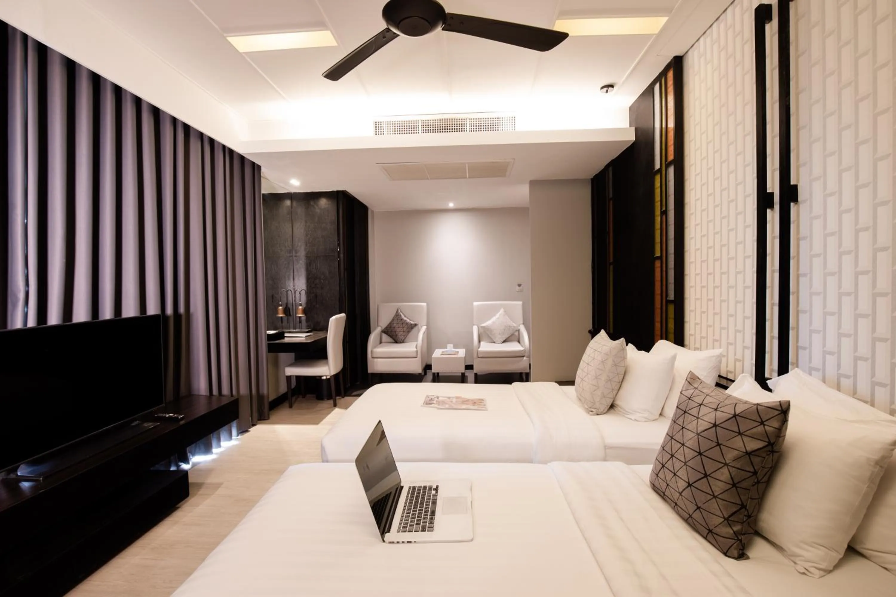 Photo of the whole room, Bed in De Chai Oriental Nimman - SHA Plus