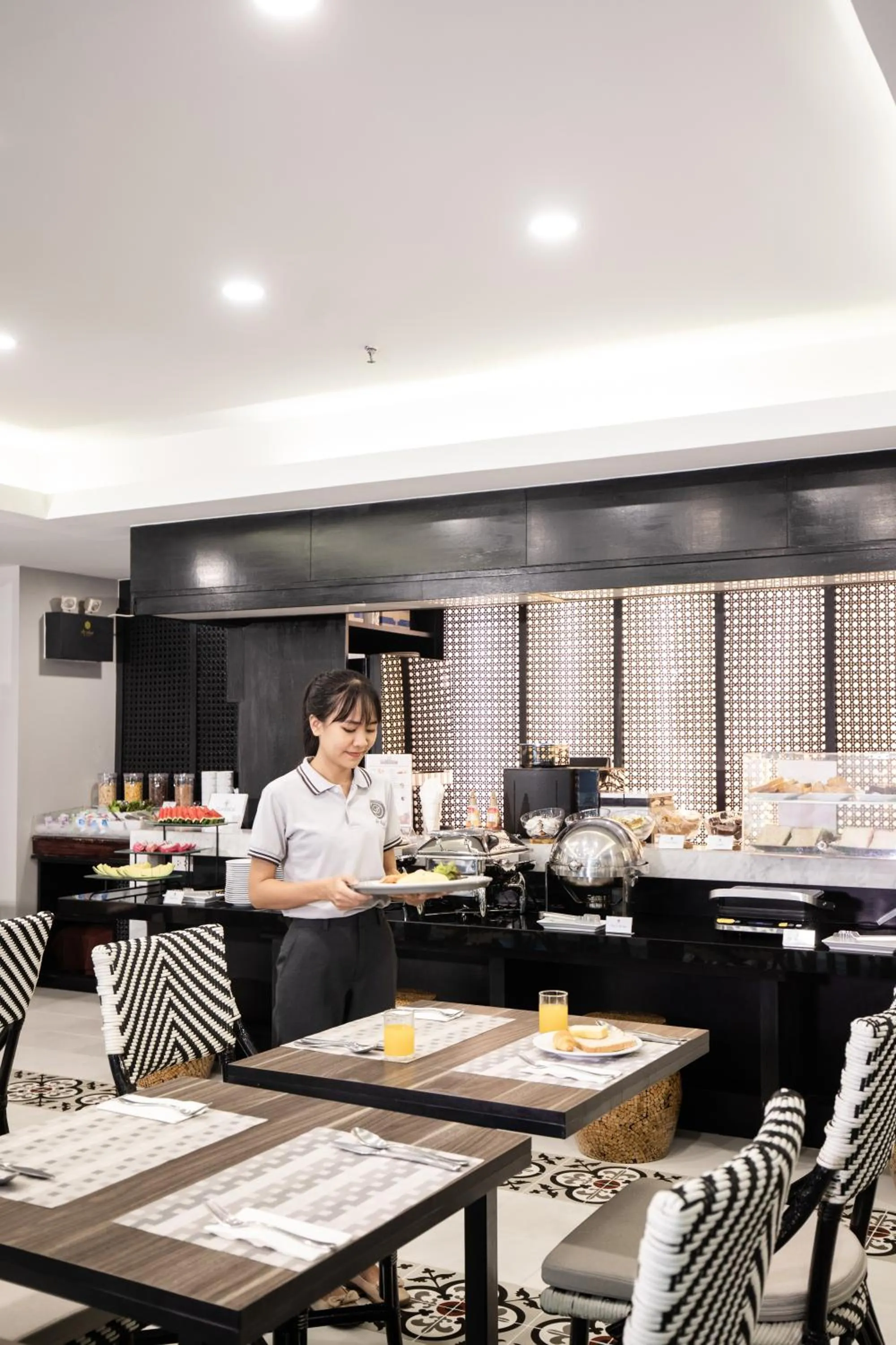 Buffet breakfast in De Chai Oriental Nimman - SHA Plus