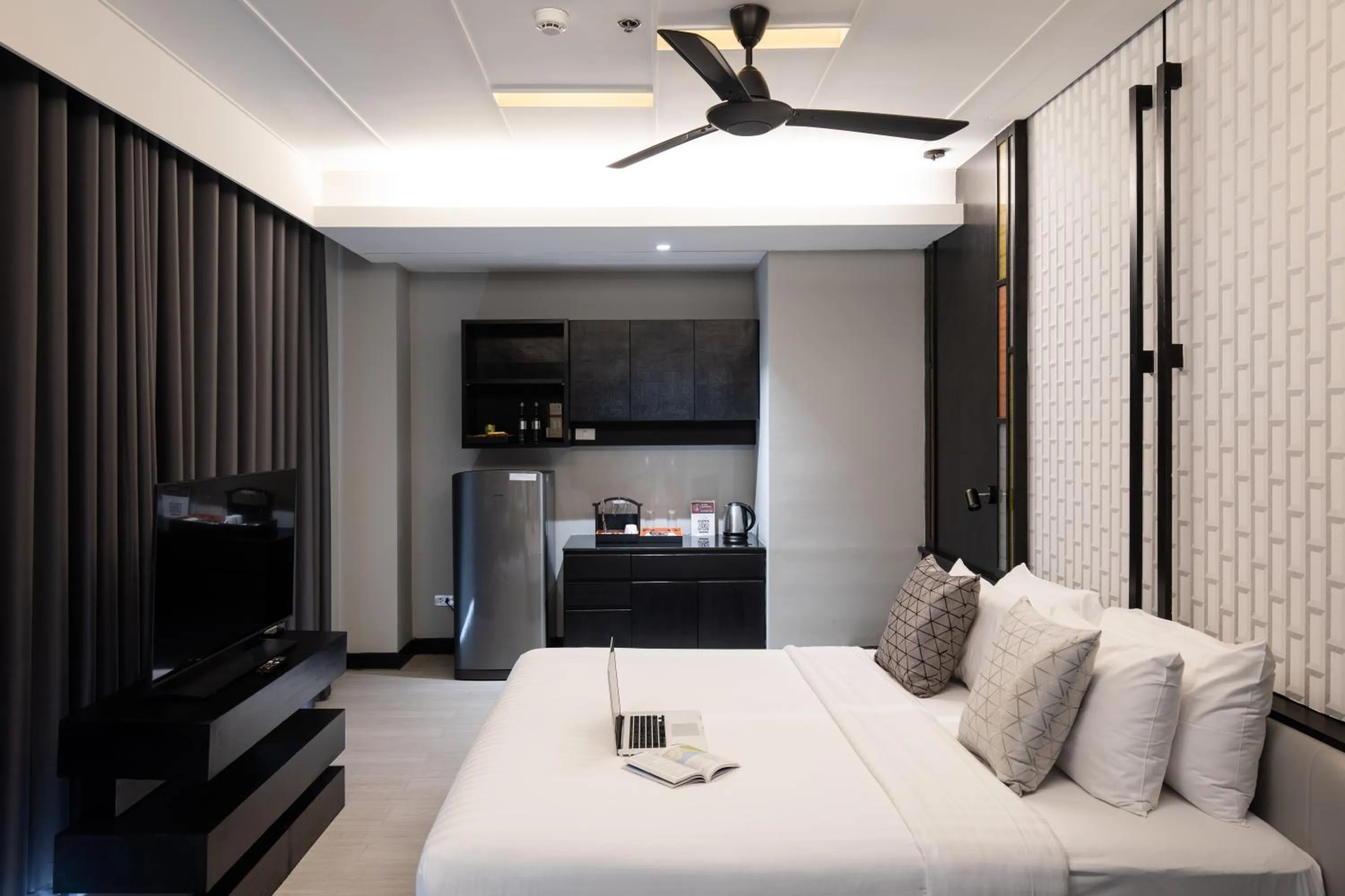 Photo of the whole room, Bed in De Chai Oriental Nimman - SHA Plus