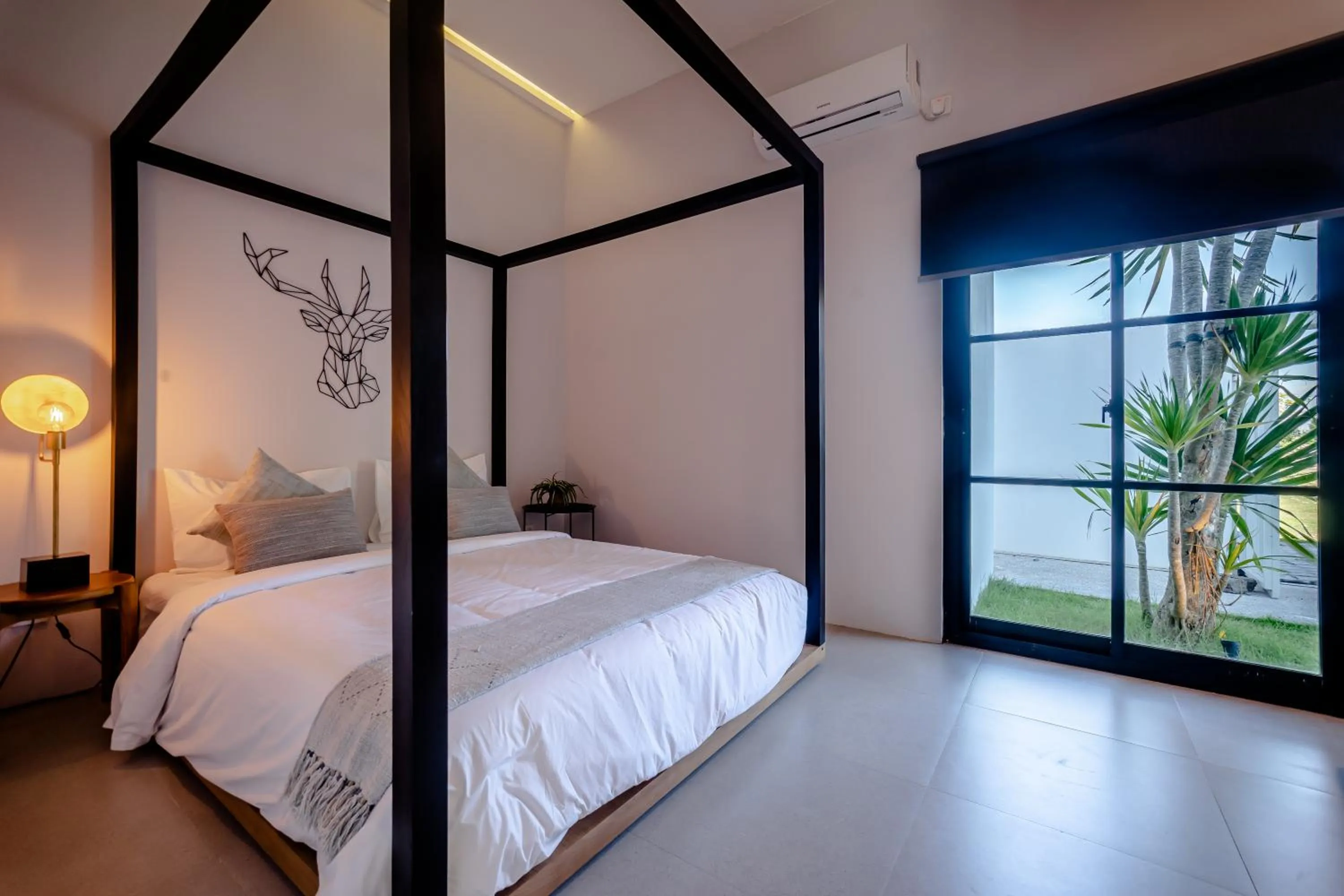 Bedroom, Bed in Mile Stone Villa